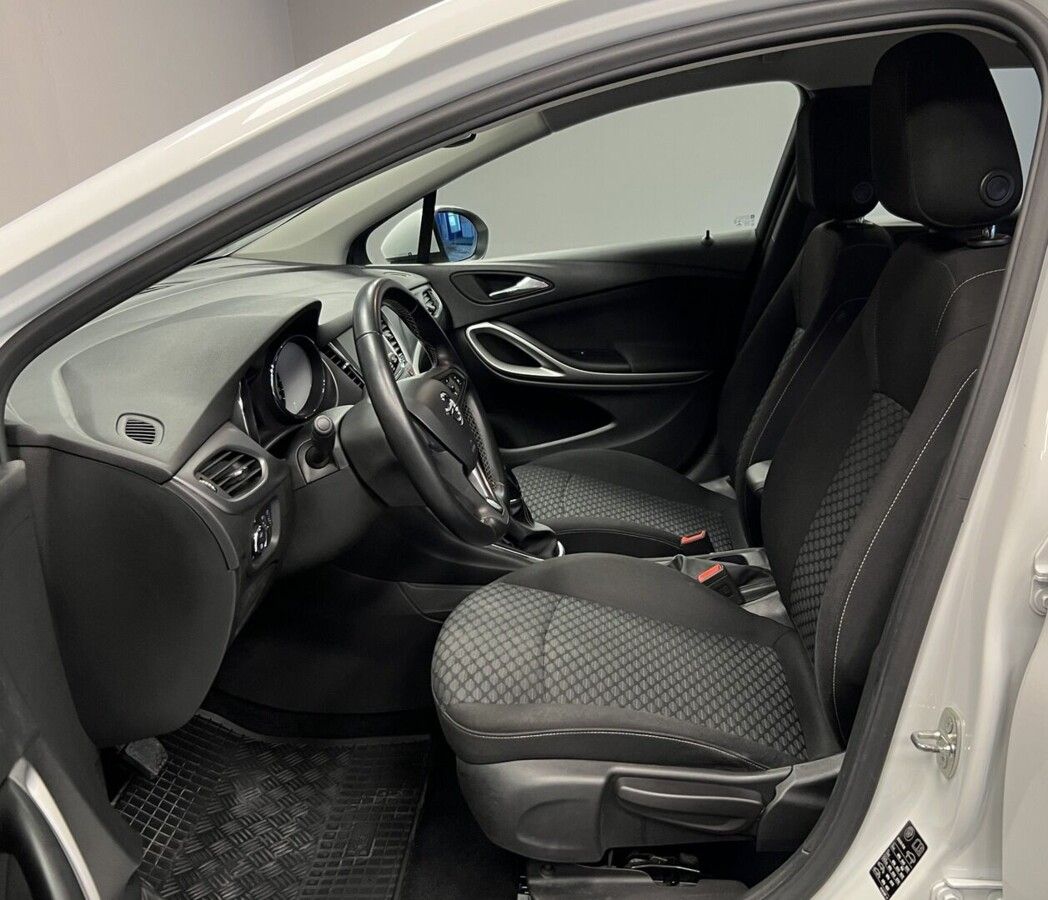 Opel Astra, Fleet Edition ST - fotka 6