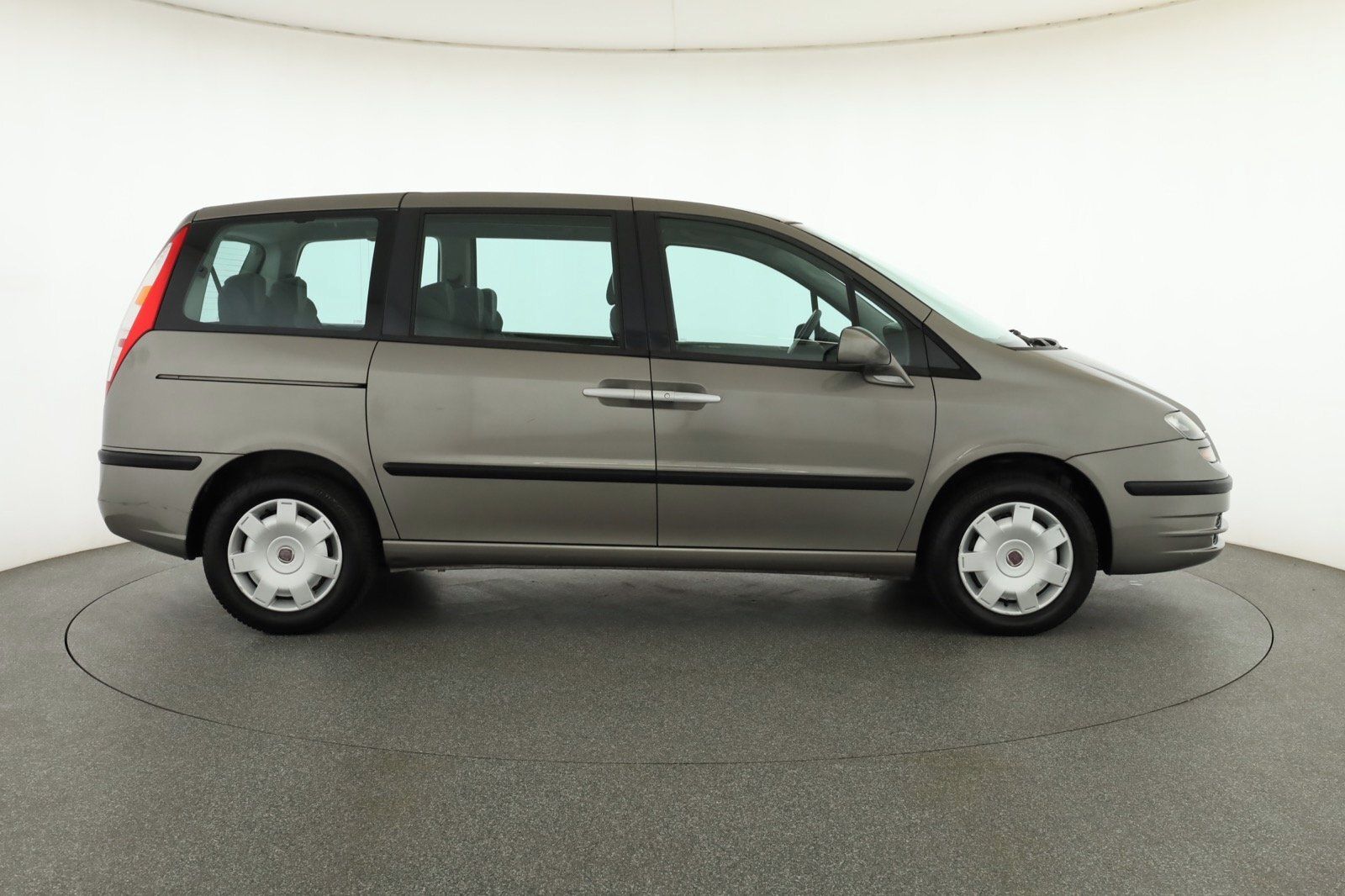 Fiat Ulysse, 2.0 JTD, 7 míst - fotka 6