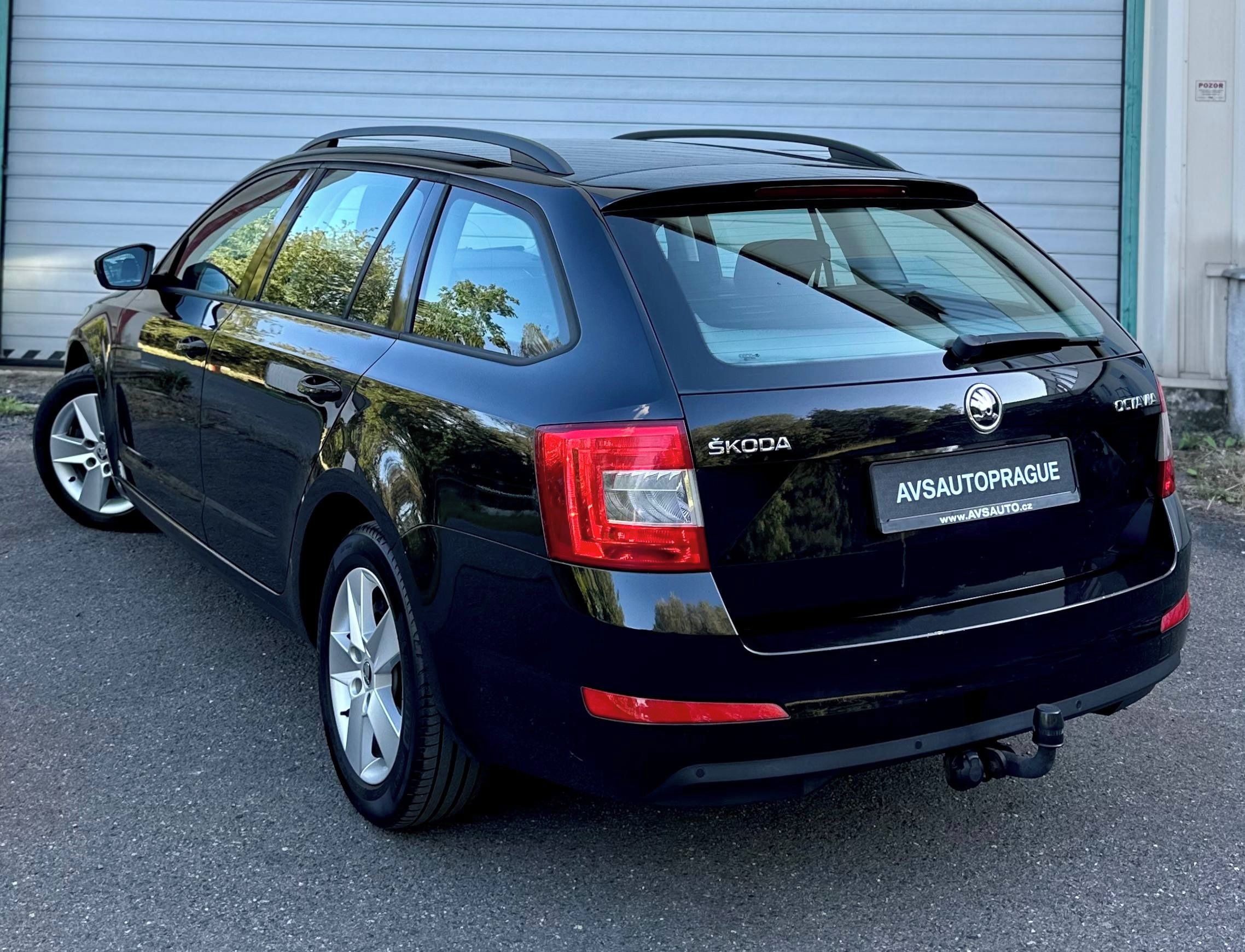 Škoda Octavia, III COMBI 1.6 TDI 2014 77KW - fotka 6