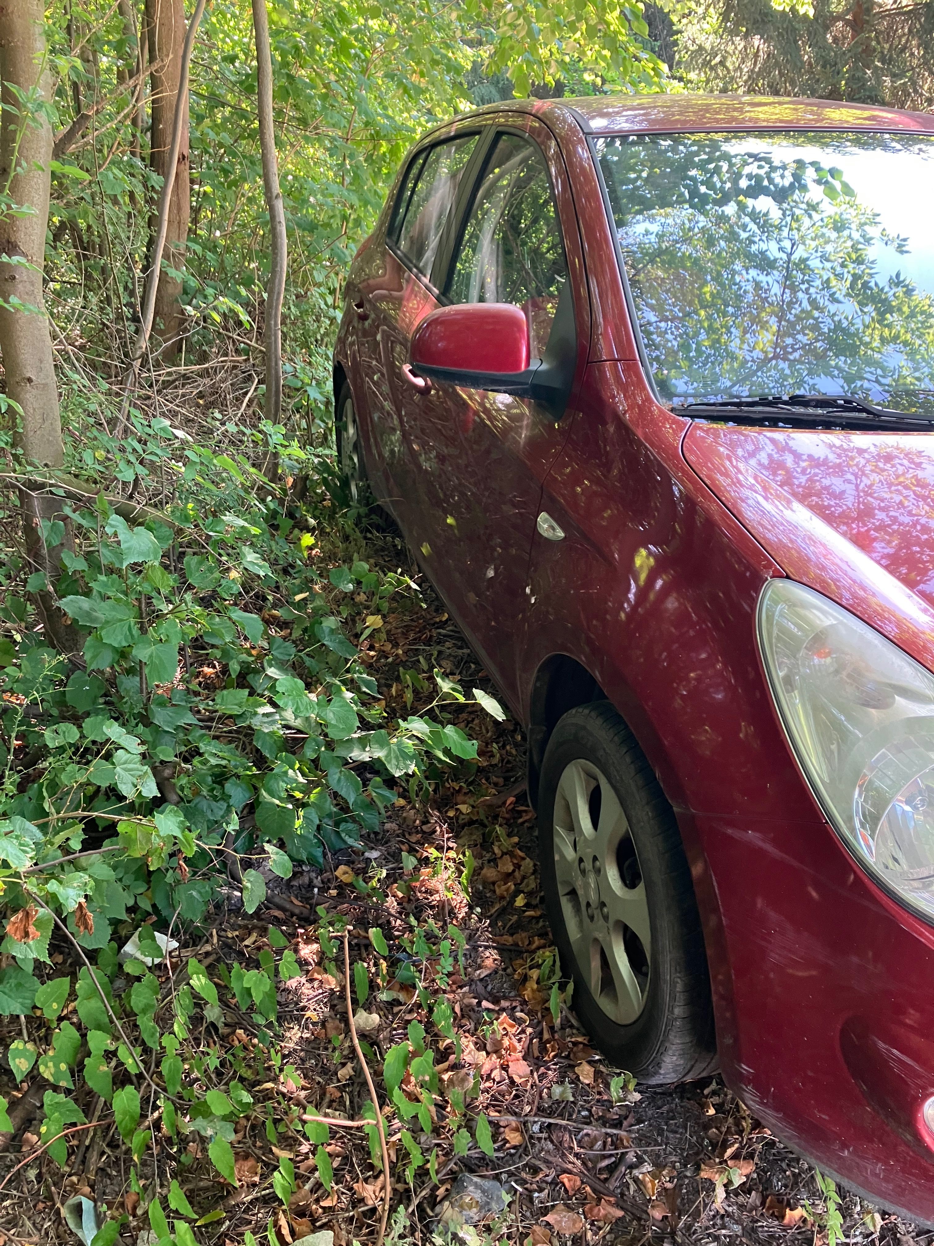 Hyundai i20, na díly, platná STK, pojízdné - fotka 4