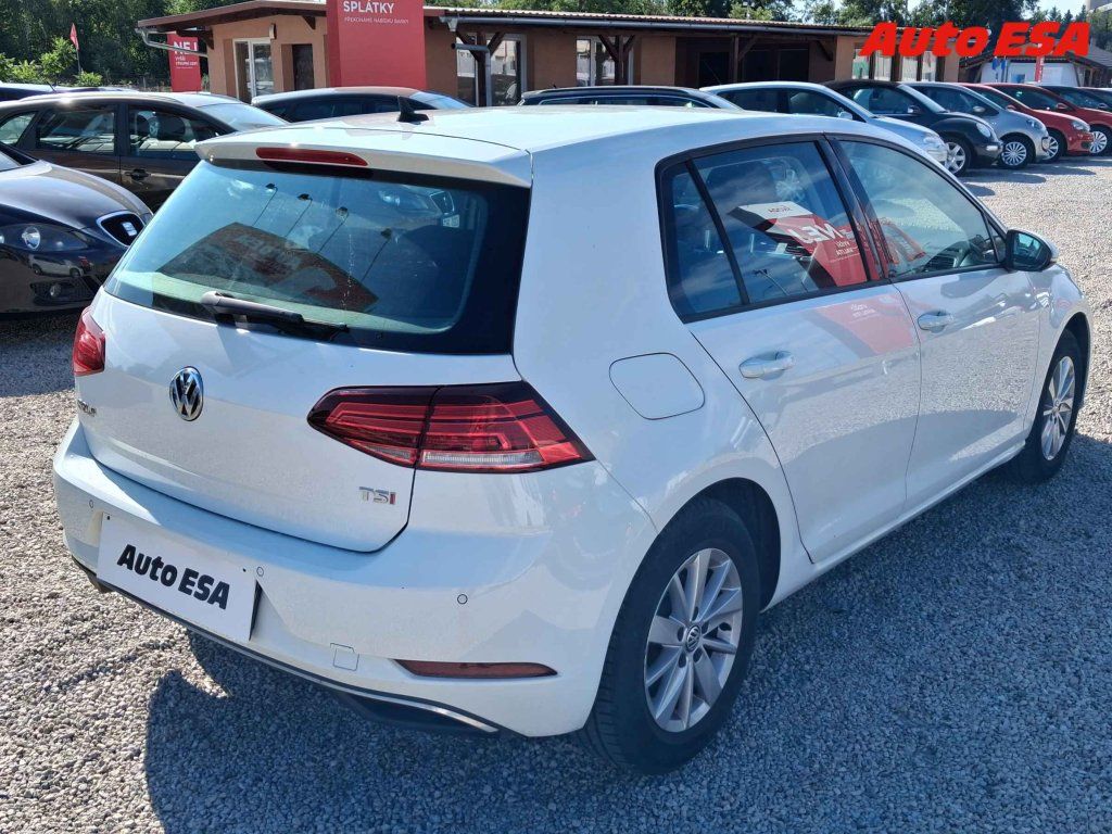 Volkswagen Golf, 1.4 TSi,1.maj,ČR - fotka 4