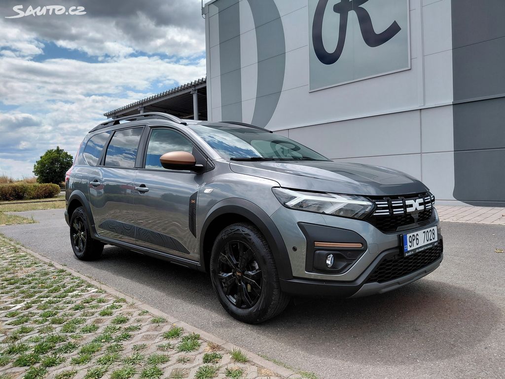 Dacia Jogger, 1.0TCE 81KW STAV NOVÉHO+KOLA