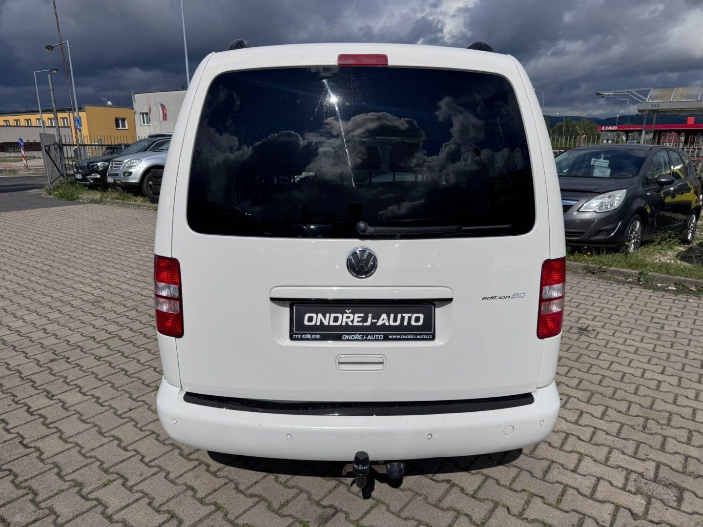 Volkswagen Caddy, EDITION 30 1,6 TDI 75 KW TAŽNÉ - fotka 5