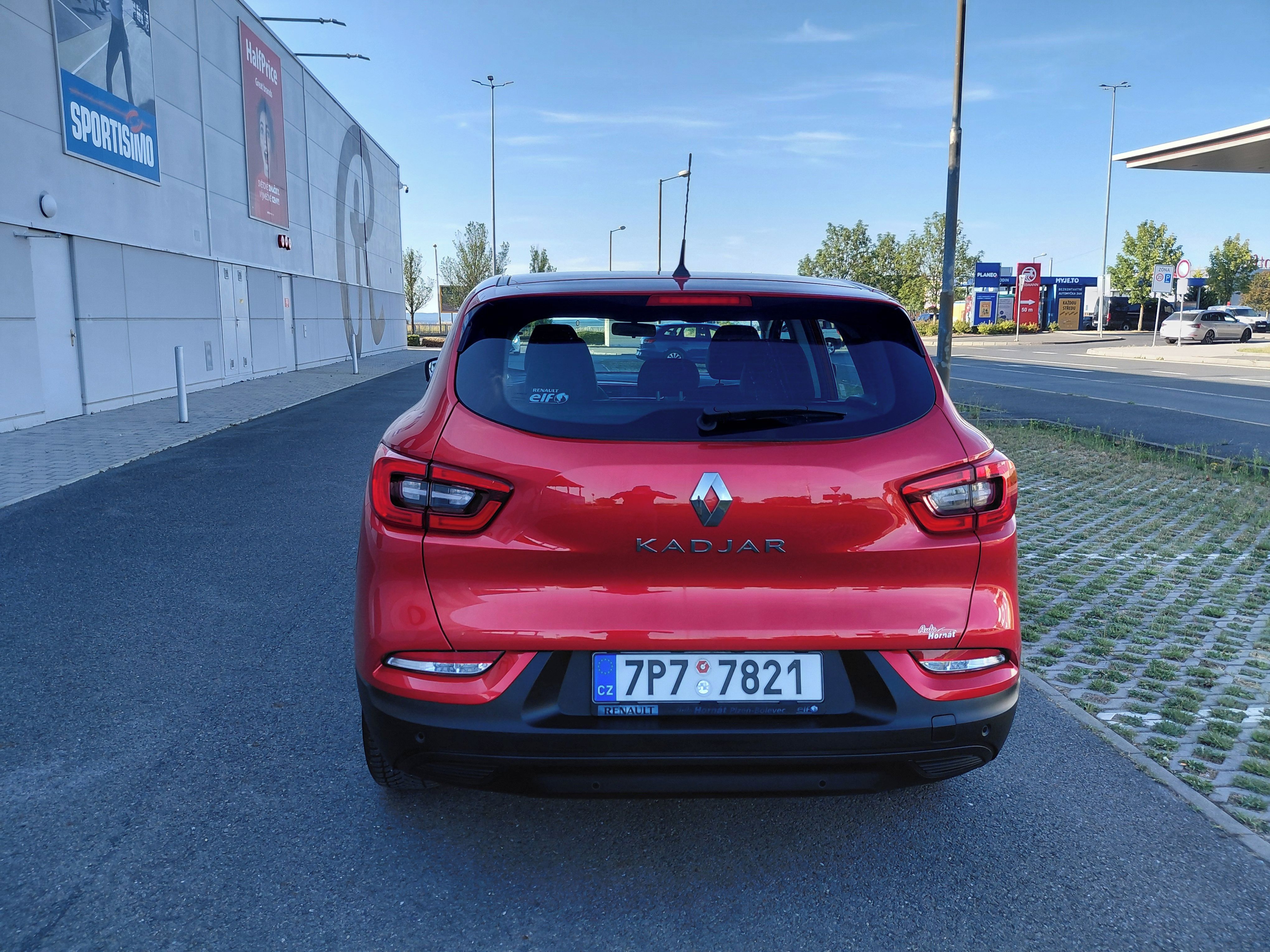 Renault Kadjar, 1.3TCE 103KW 1.MAJ VELMI PĚKNÉ - fotka 6