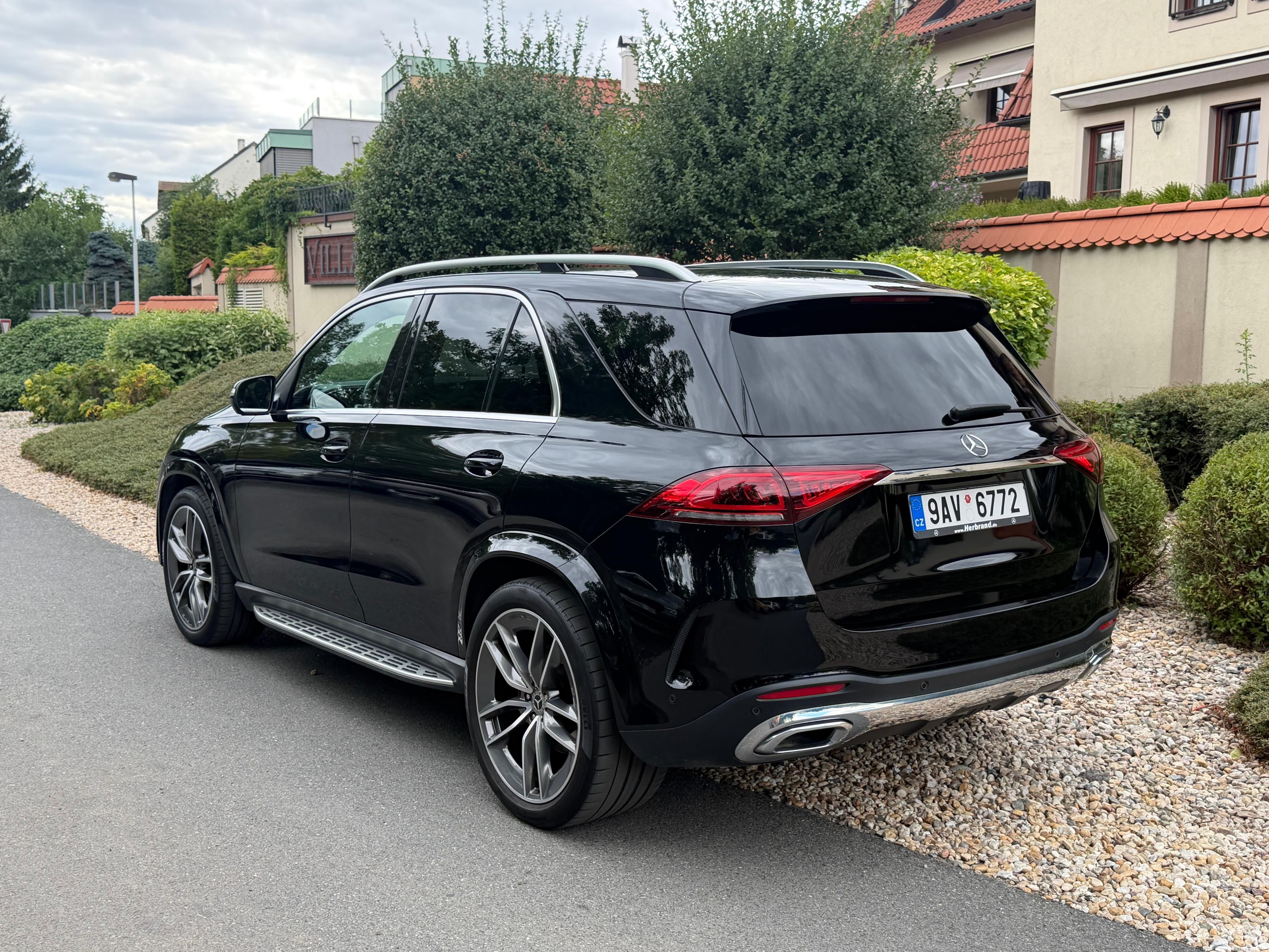 Mercedes-Benz GLE, 400d 4Matic AMG - fotka 3