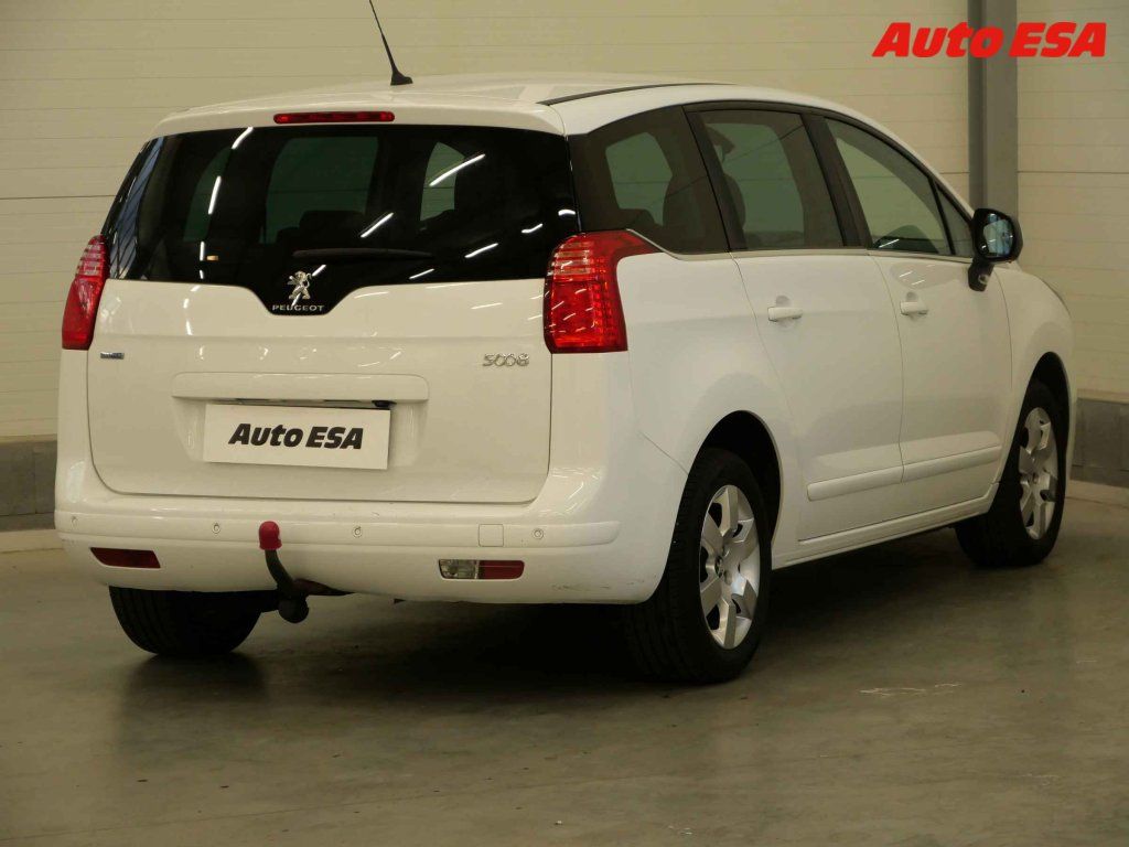 Peugeot 5008, 1.6hdi,ČR - fotka 4