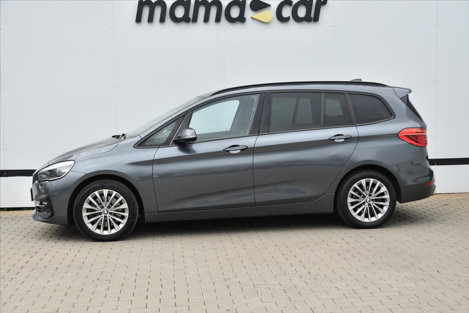 BMW Řada 2, 220D 140kW GRANDTOURER HEADUP - fotka 4