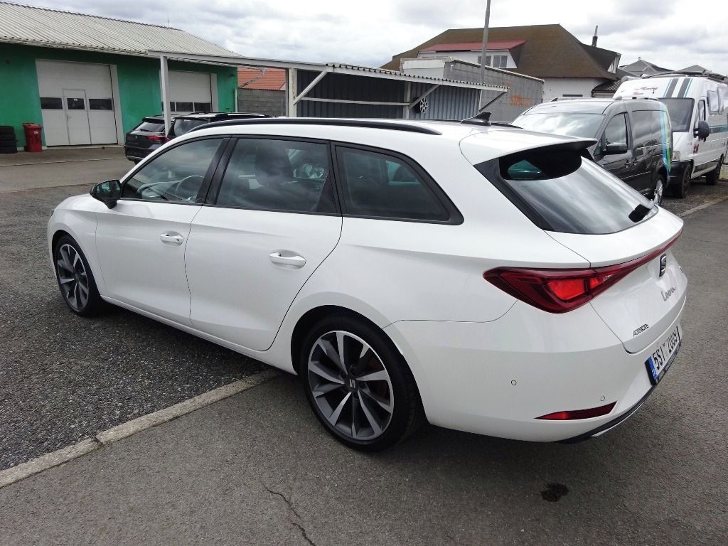 Seat Leon, Sportstourer FR 1,5 TSI - ČR - fotka 4