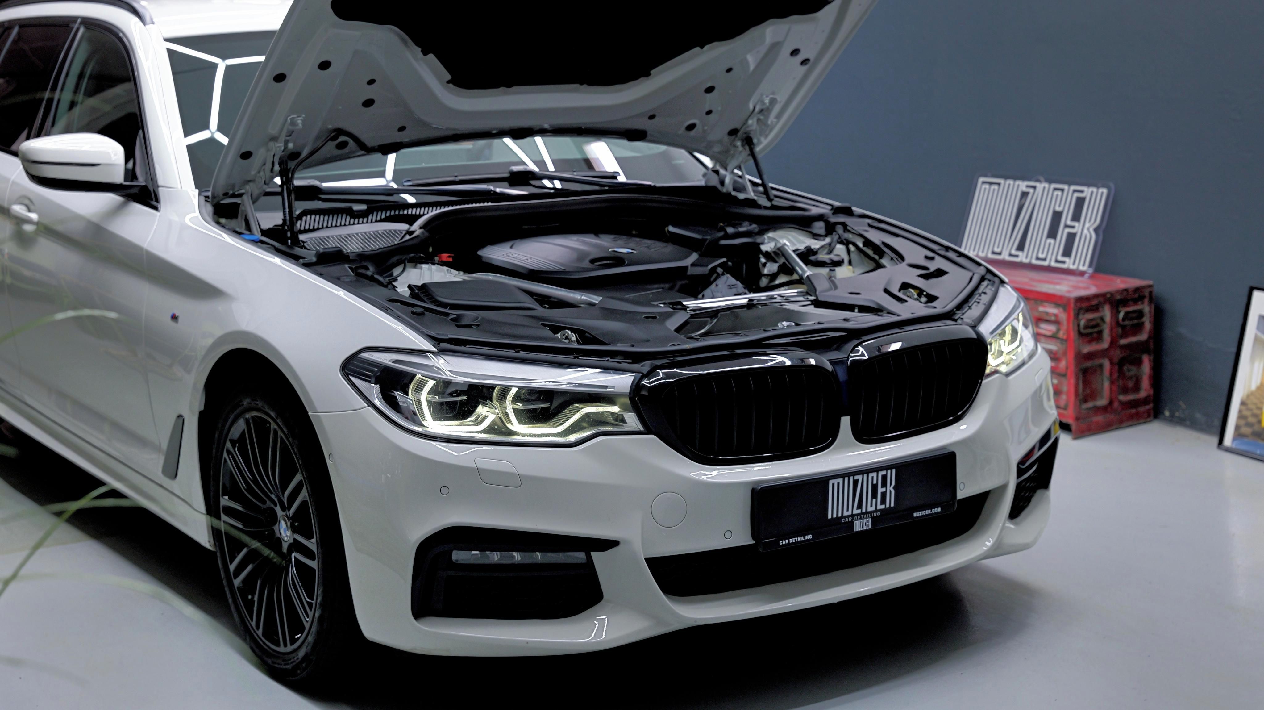 BMW Řada 5, 520d xDrive | servis | DPH - fotka 6