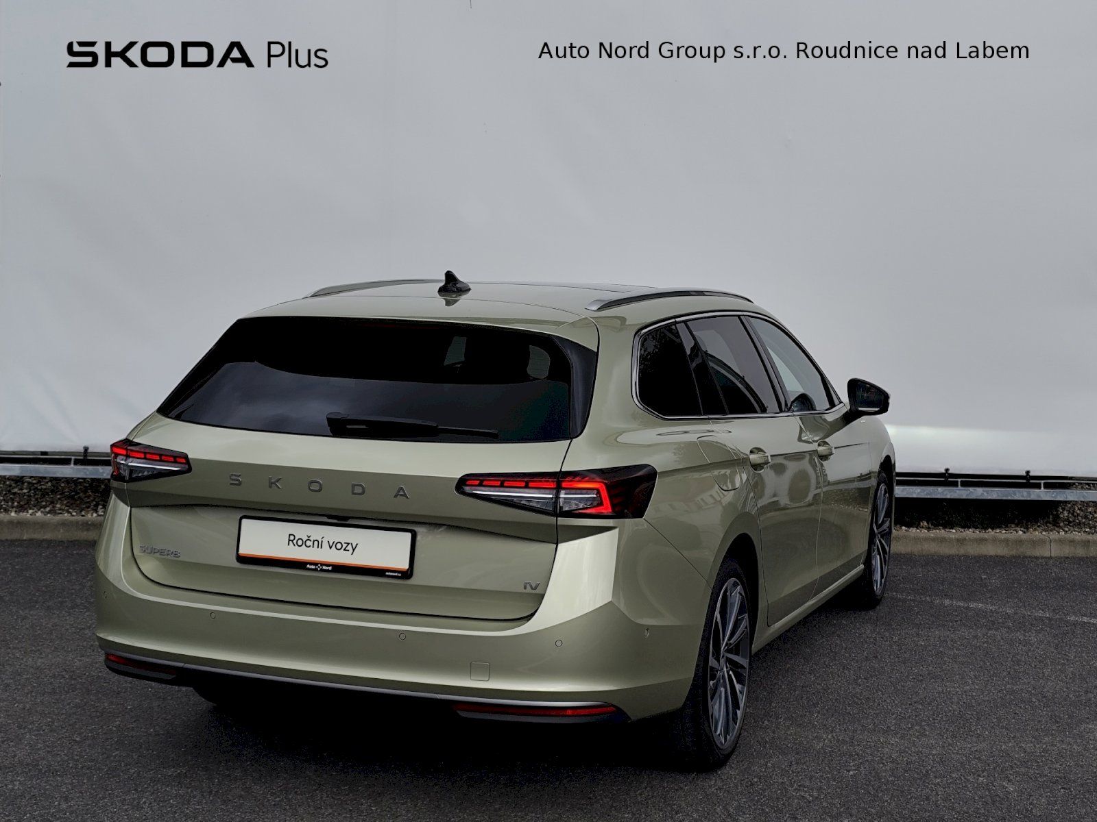 Škoda Superb, Laurin & Klement 1.5 TSI iV / - fotka 2