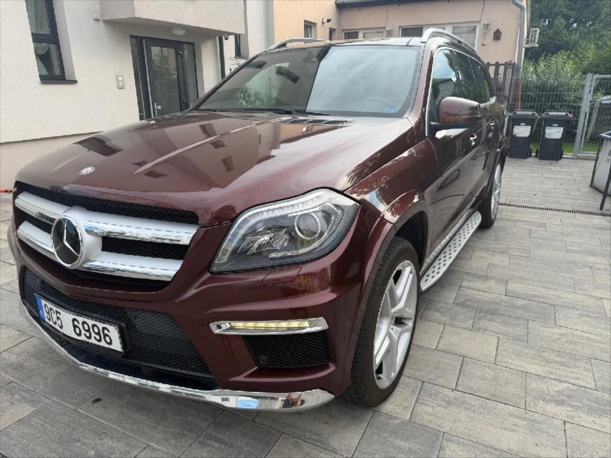 Mercedes-Benz GL, 3,0 GL 350 Bluetec 4Matic - fotka 2