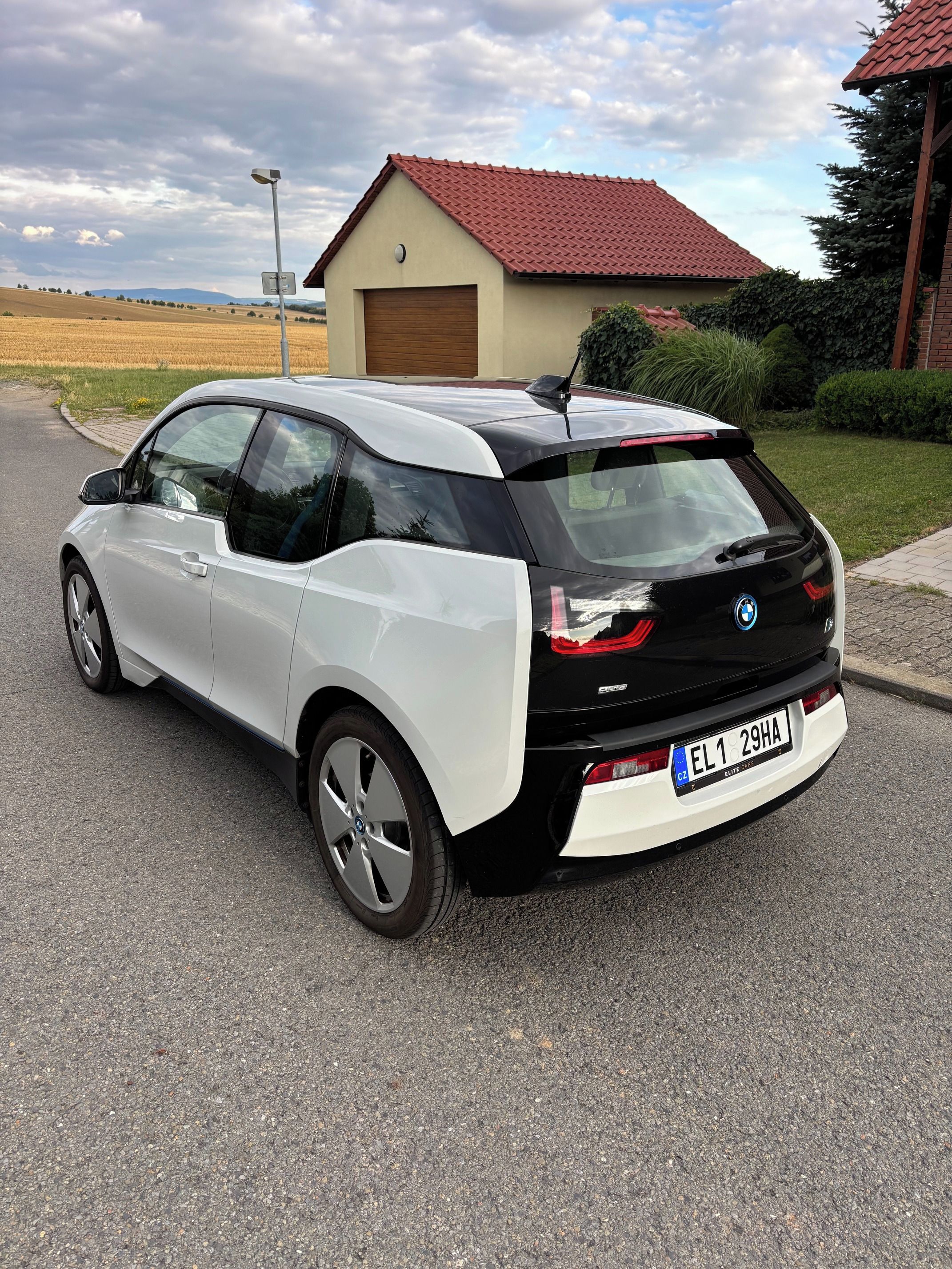 BMW i3, BMW i3 60 Ah r.v.2014 Tep.Čerp - fotka 4