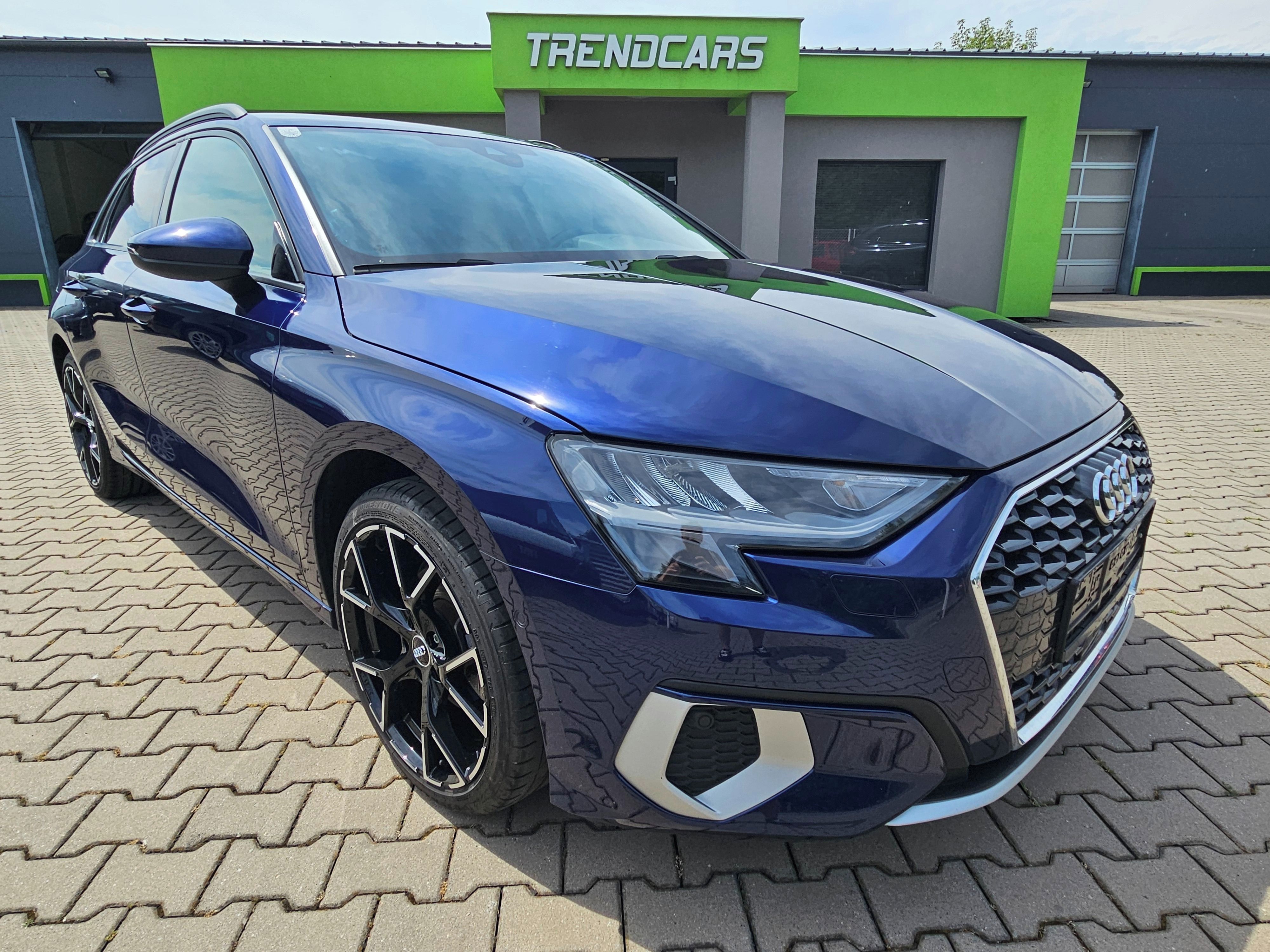 Audi A3, 35 TFSI 110KW  S-TRONIC - fotka 2