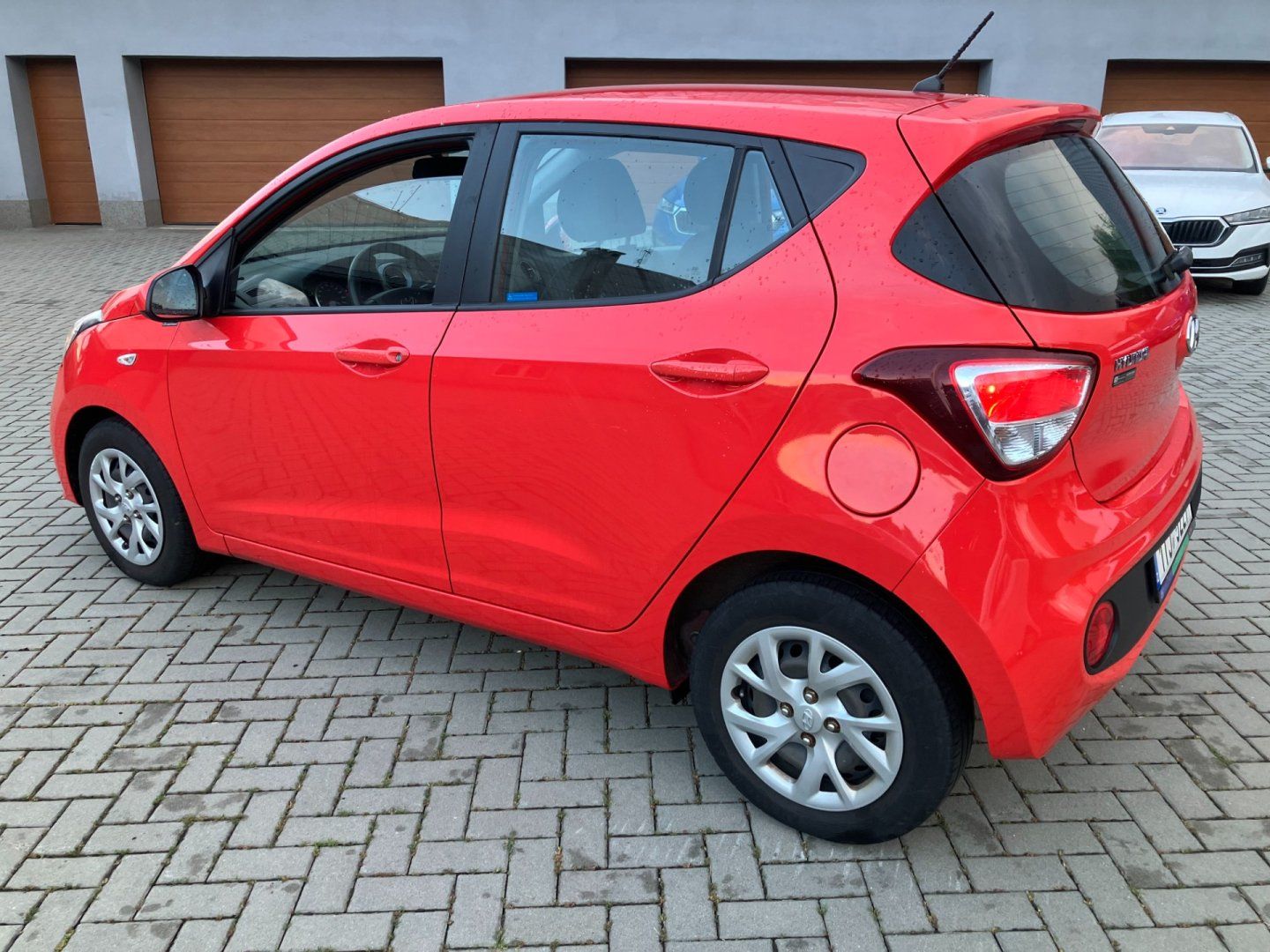 Hyundai i10, 1.0 FAMILY CLUB KLIMA 1.MAJ.ČR - fotka 6