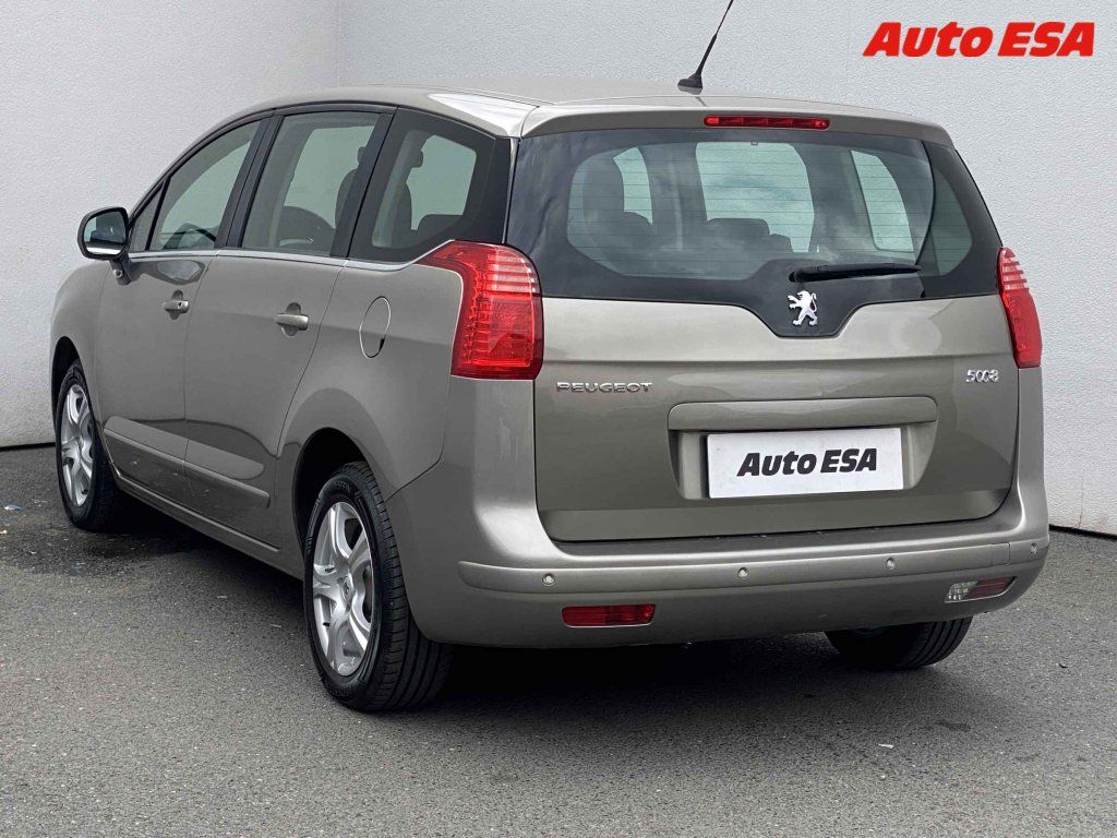 Peugeot 5008, 1.6 HDi,Park. čidla - fotka 6