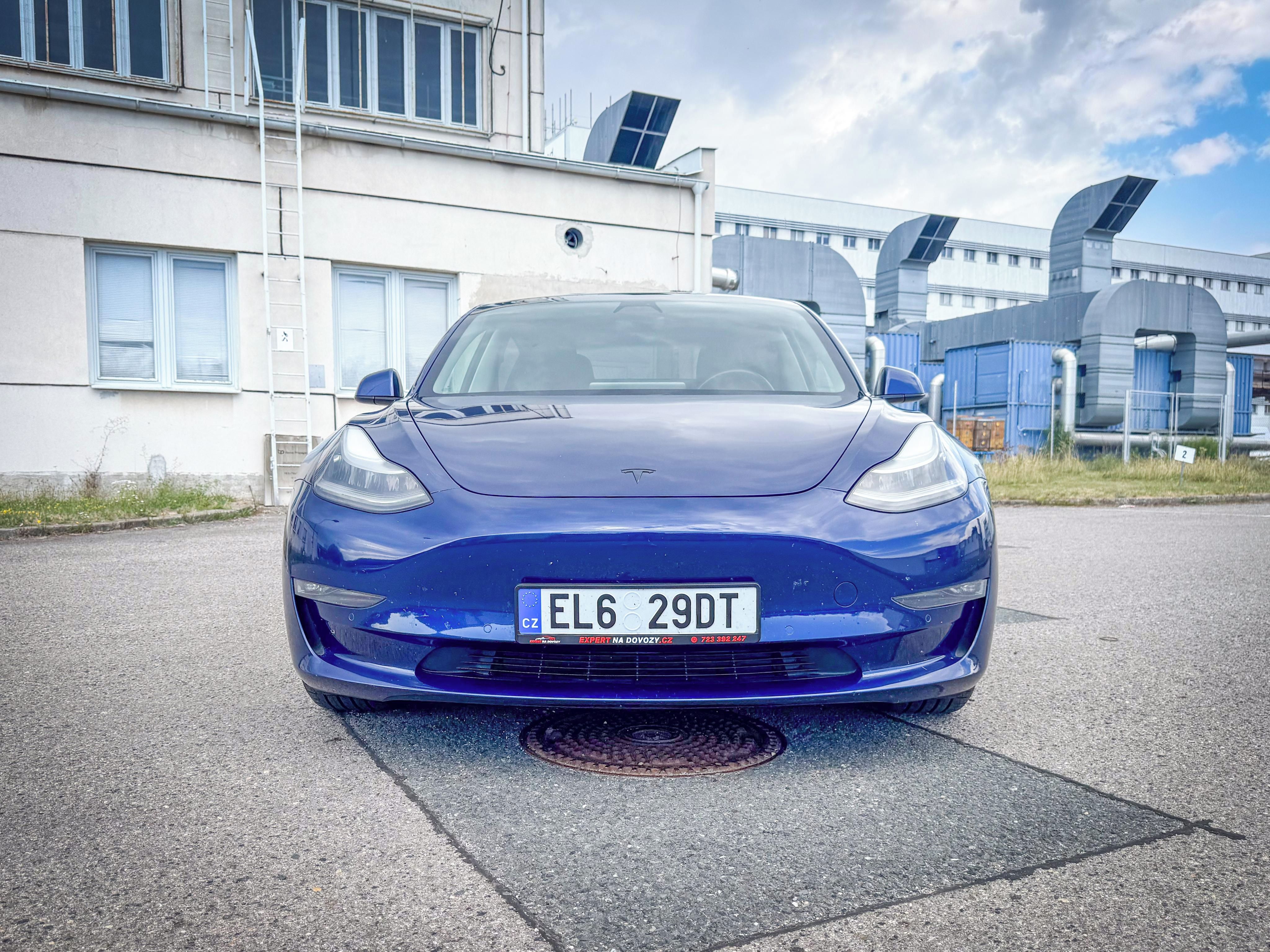 Tesla Model 3, Model 3 Long range - 4WD - DPH - fotka 4