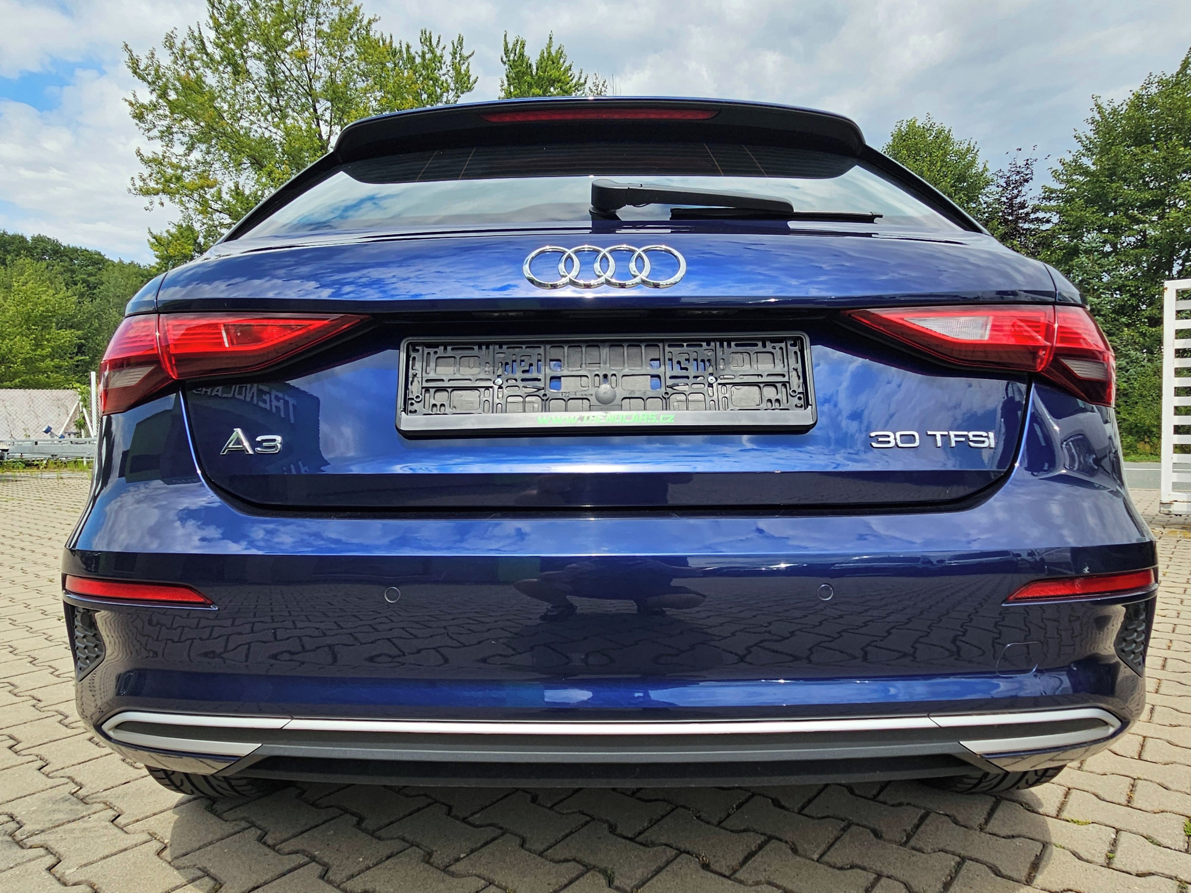 Audi A3, 30TFSi Advance S-TRONIC - fotka 5
