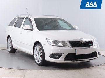 RS 2.0 TDI, Kožené sedačky