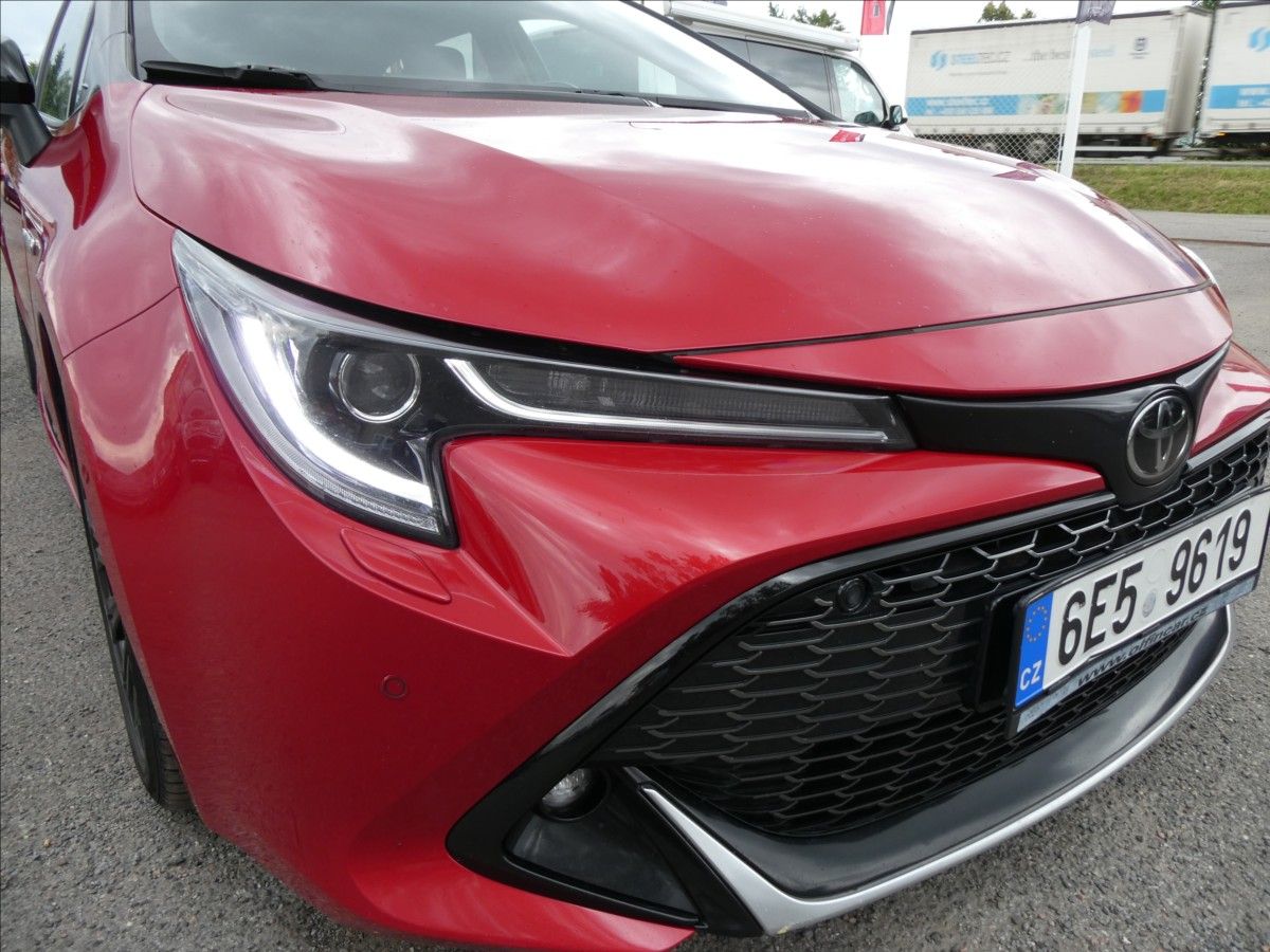 Toyota Corolla, 2,0 Hybrid e-CVT GR Sport 112k - fotka 3
