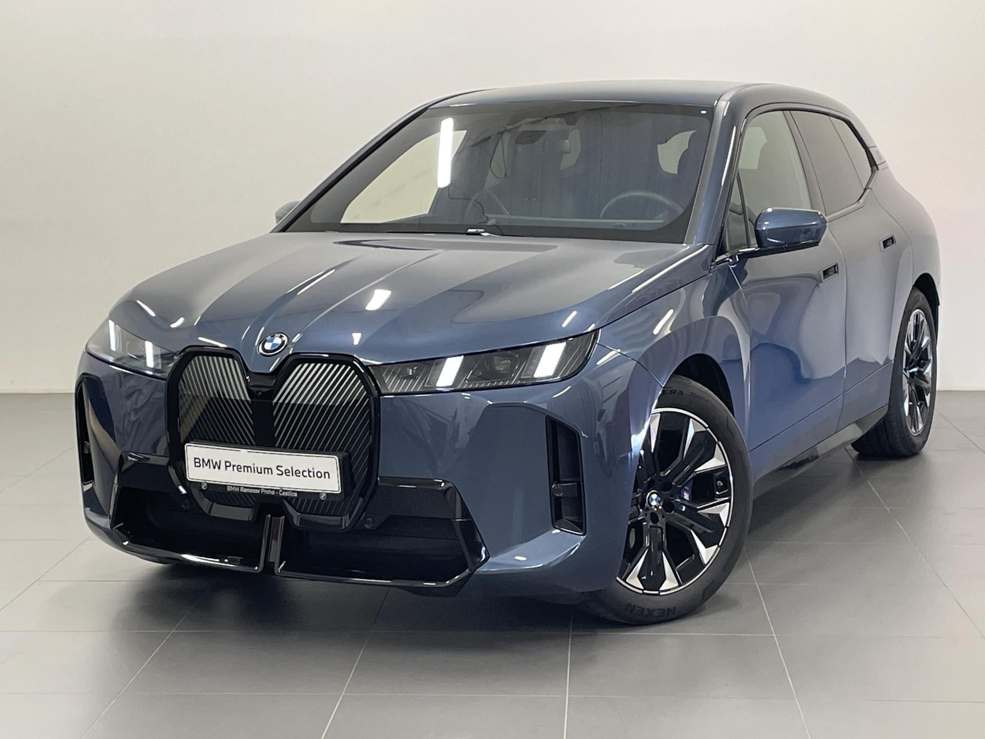 BMW iX, iX60 xDrive Tažné Harman