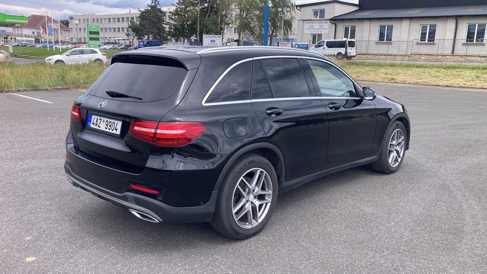 Mercedes-Benz GLC, 220D4matic AvantgardeAMG Paket - fotka 3
