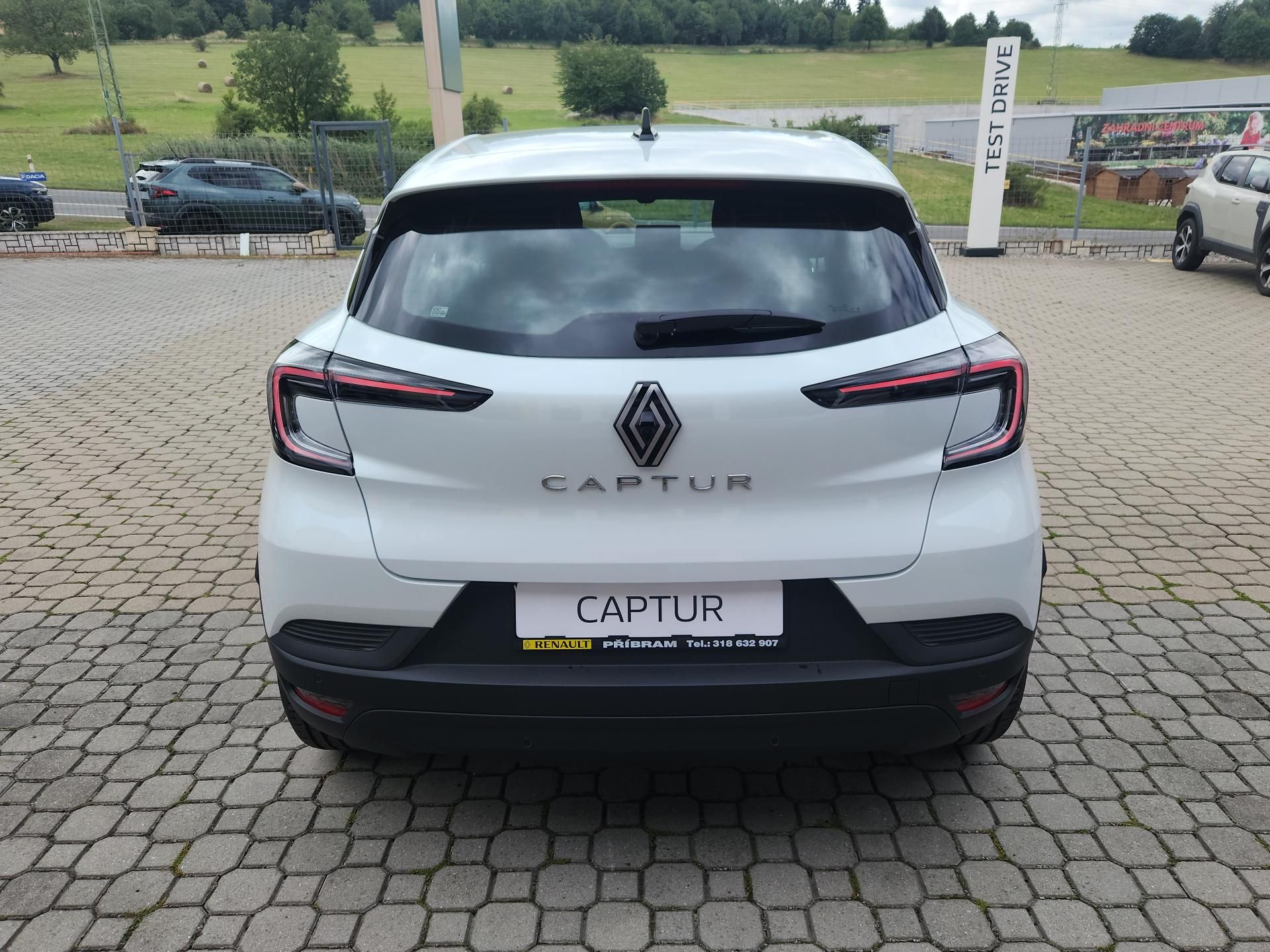 Renault Captur, evolution TCe 115 - fotka 5