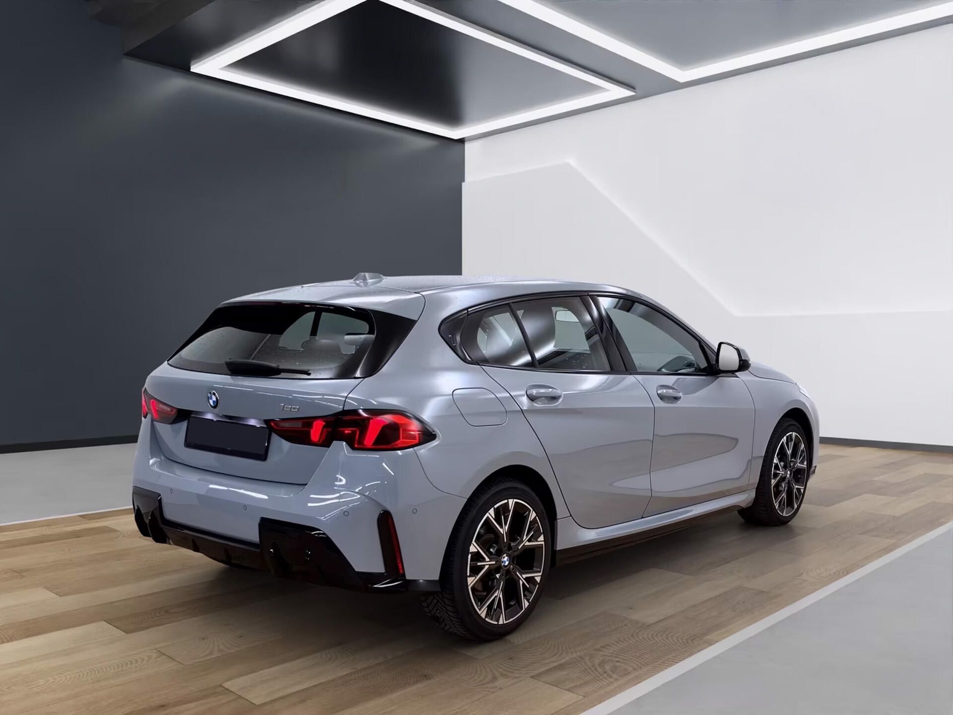 BMW Řada 1, 120 M-Sport design Kam DrivAs - fotka 5