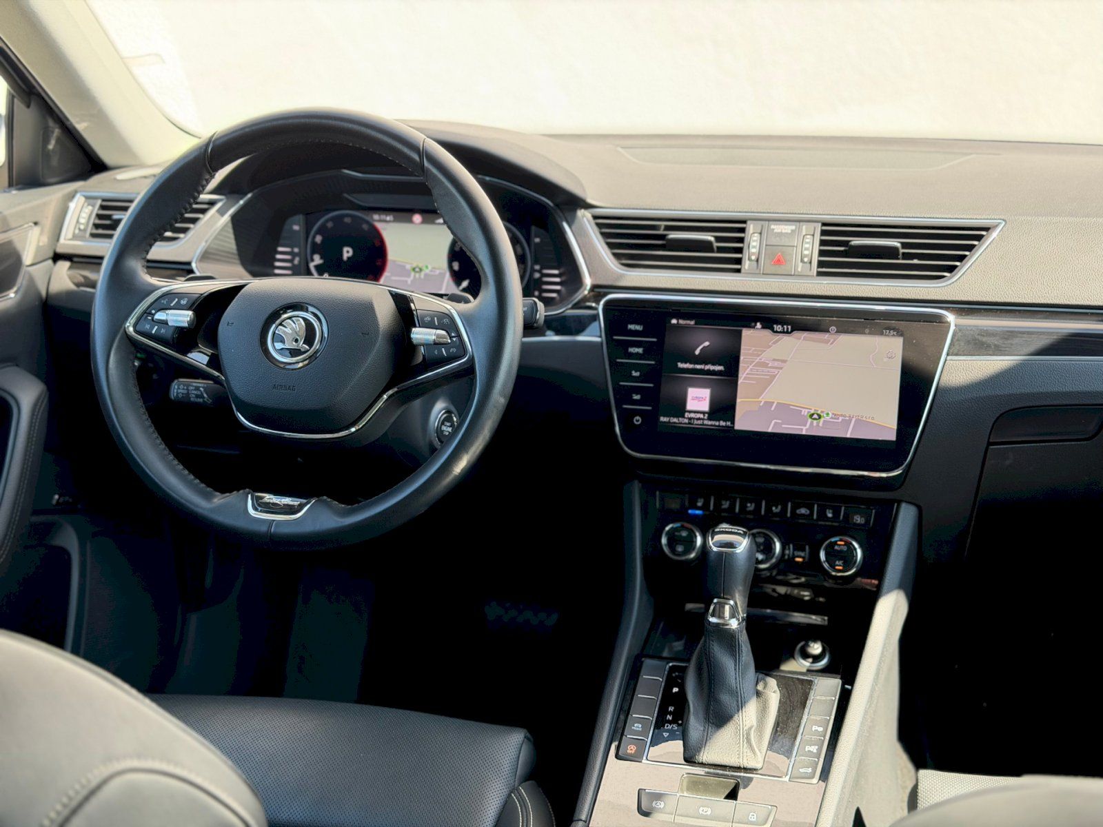 Škoda Superb, 2.0TDi 110kW DSG L&K - fotka 5