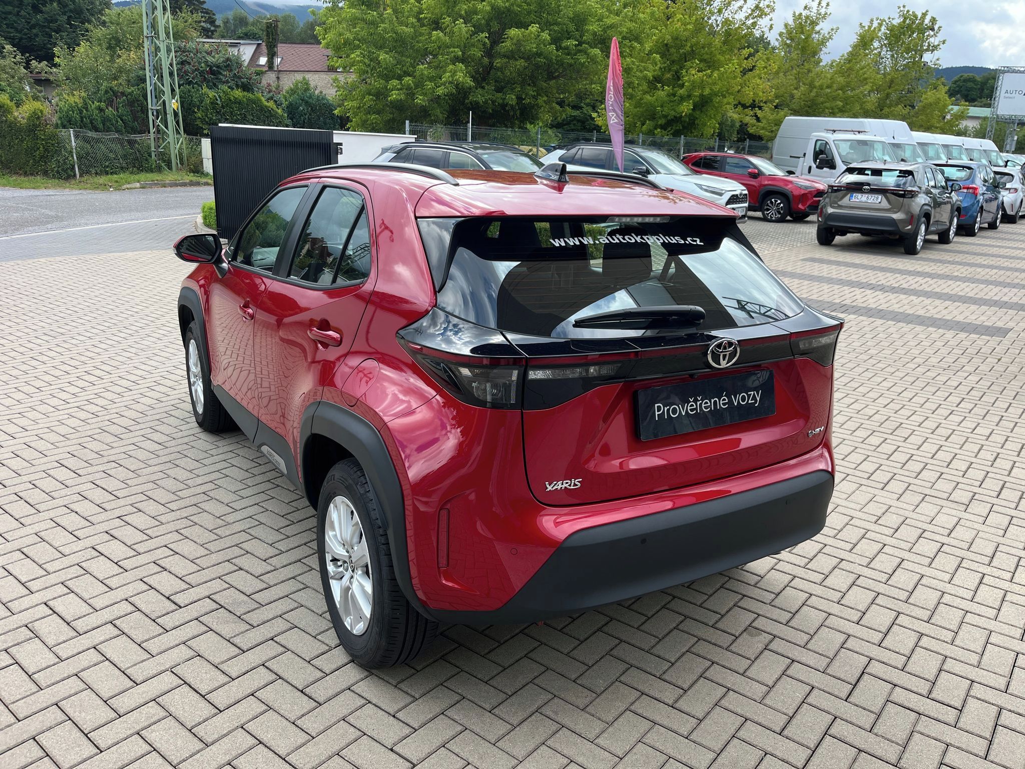 Toyota Yaris Cross, 1.5 Hybrid e-CVT Comfort - fotka 4