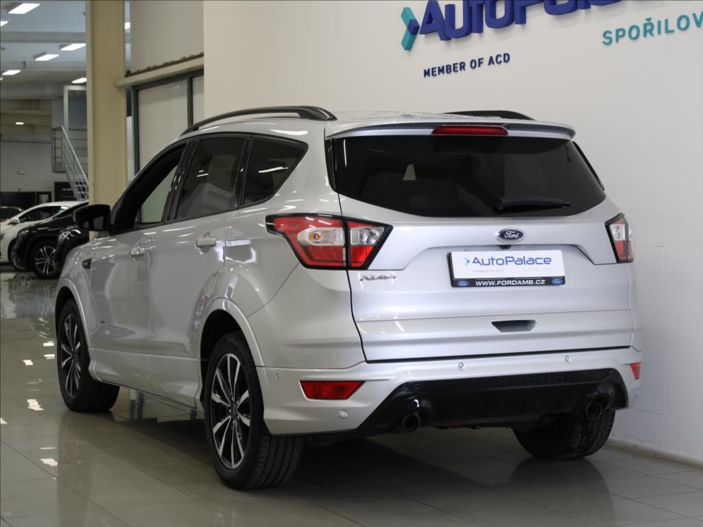 Ford Kuga, 2,0 EBlue 132kW 4x4 AT ST-line - fotka 3