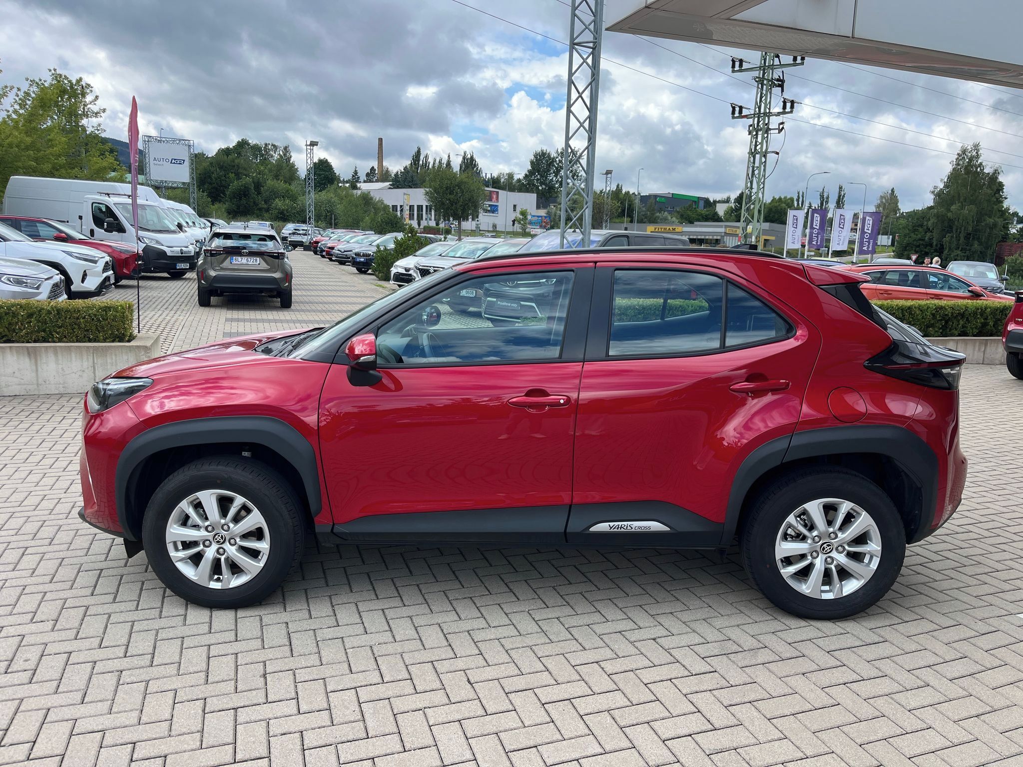 Toyota Yaris Cross, 1.5 Hybrid e-CVT Comfort - fotka 3