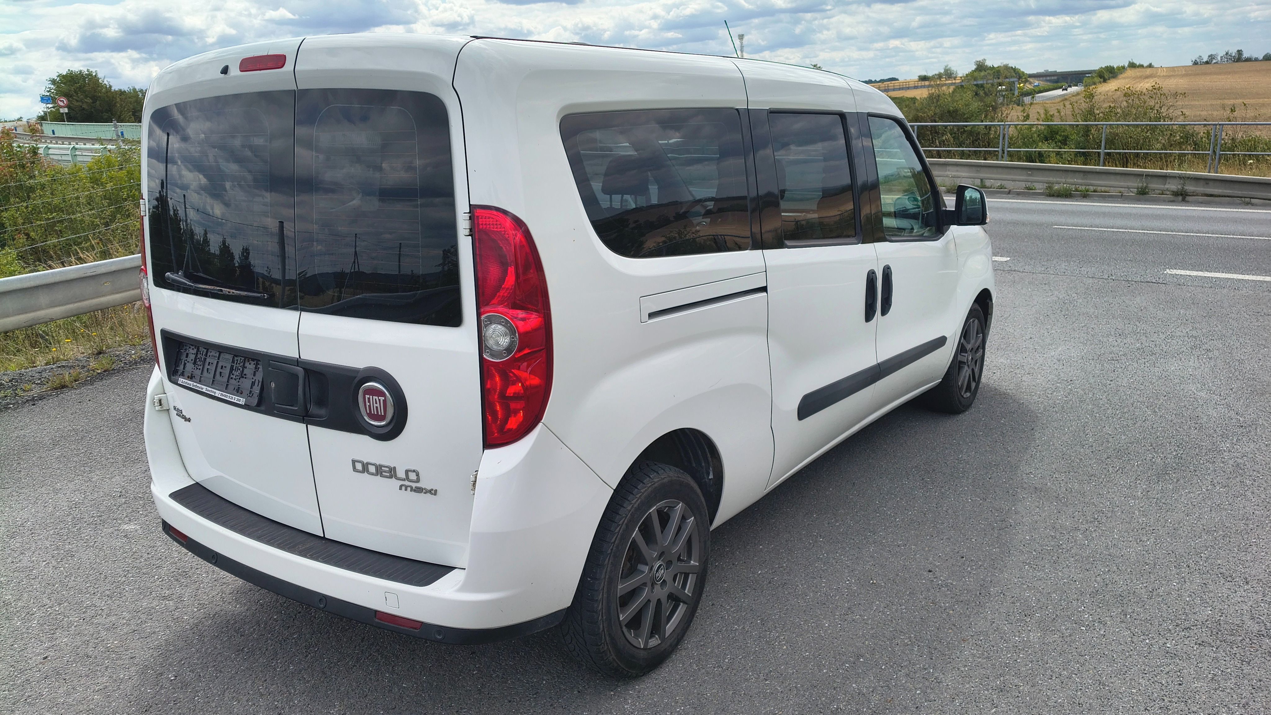 Fiat Dobló, Maxi 1.6D 77kw klima 5.místný - fotka 3