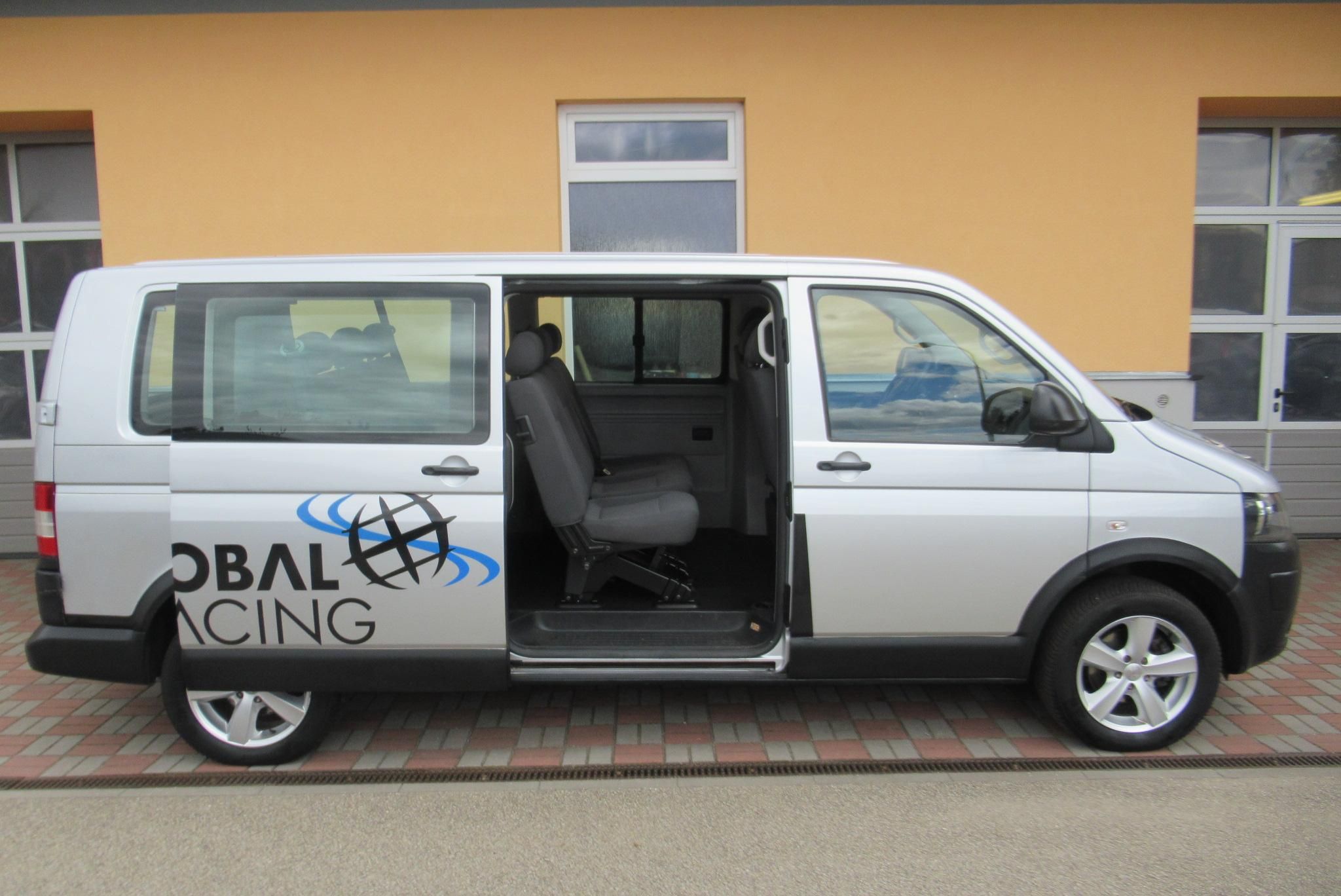 Volkswagen Caravelle, 2.0 TDI 4MOTION LONG AUT.KLIMA - fotka 4