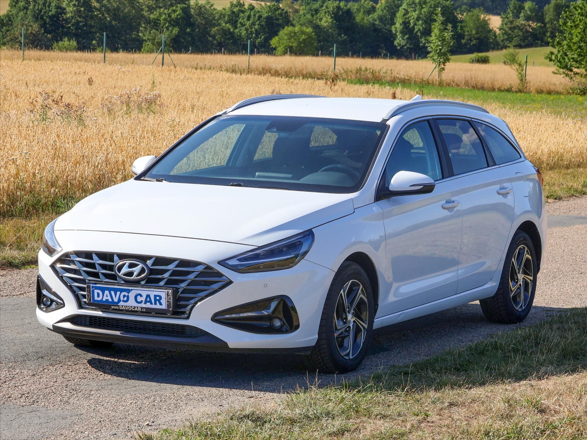 Hyundai i30, 1,0 T-GDI 88kW Smart 1.Maj DPH - fotka 3