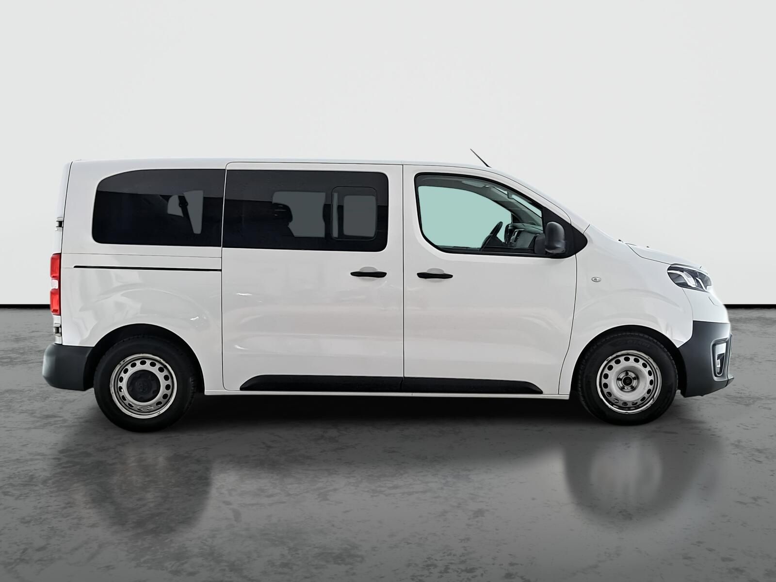 Toyota Proace, 2.0 D-4D, Kombi, 9 míst, L1 - fotka 6