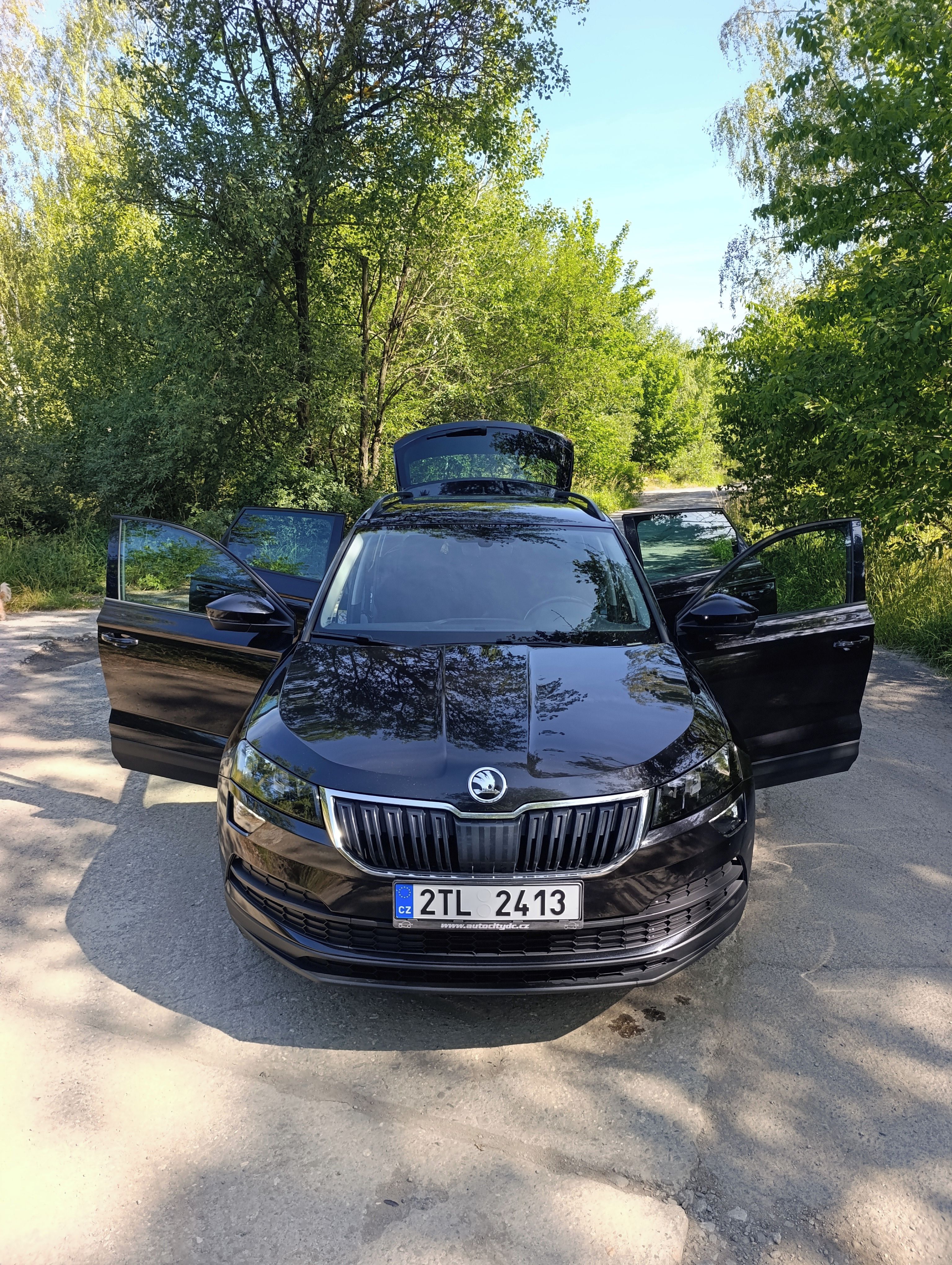 Škoda Karoq, 1.6TDI 85KW - fotka 4