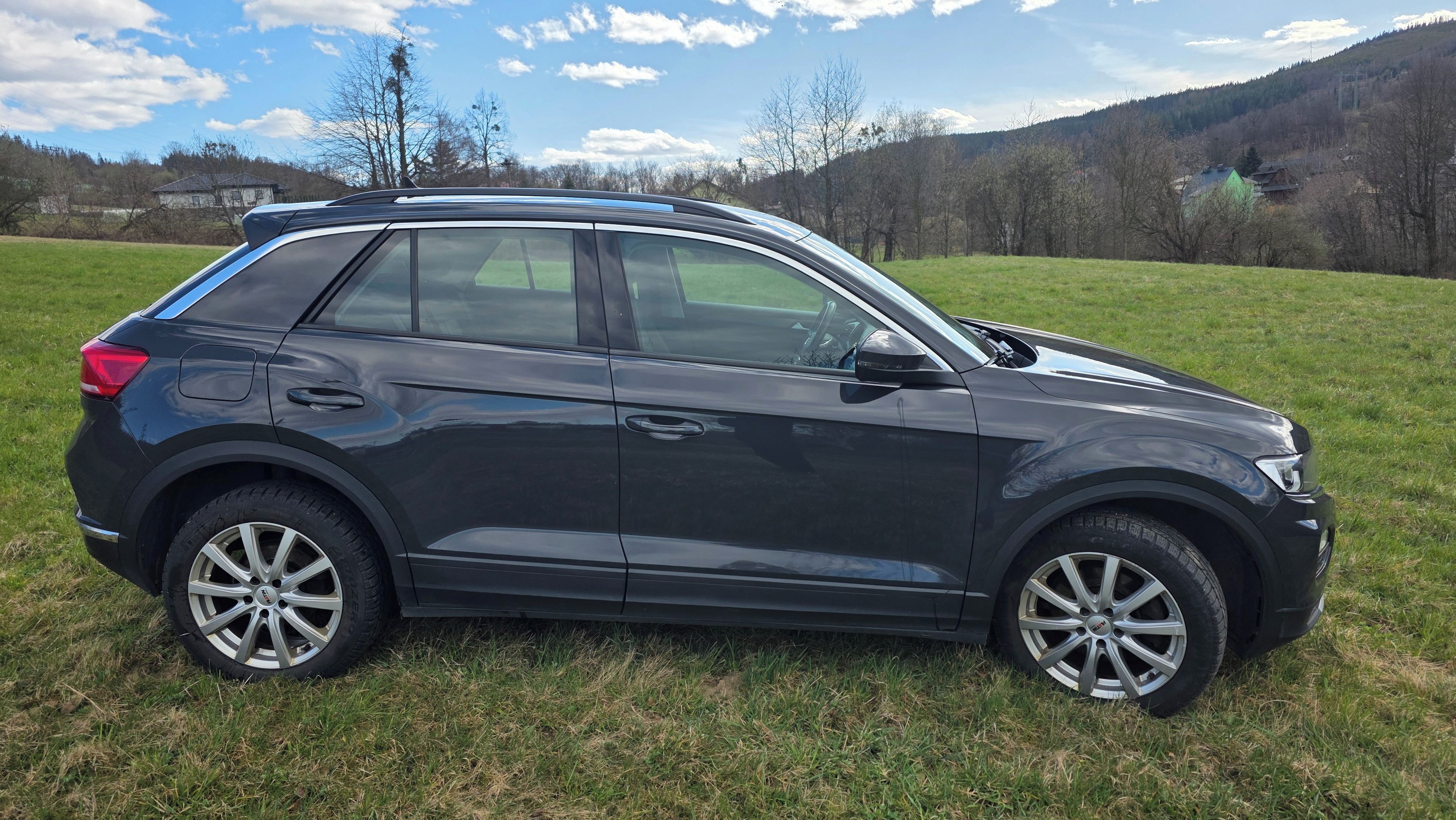 Volkswagen T-Roc - fotka 5