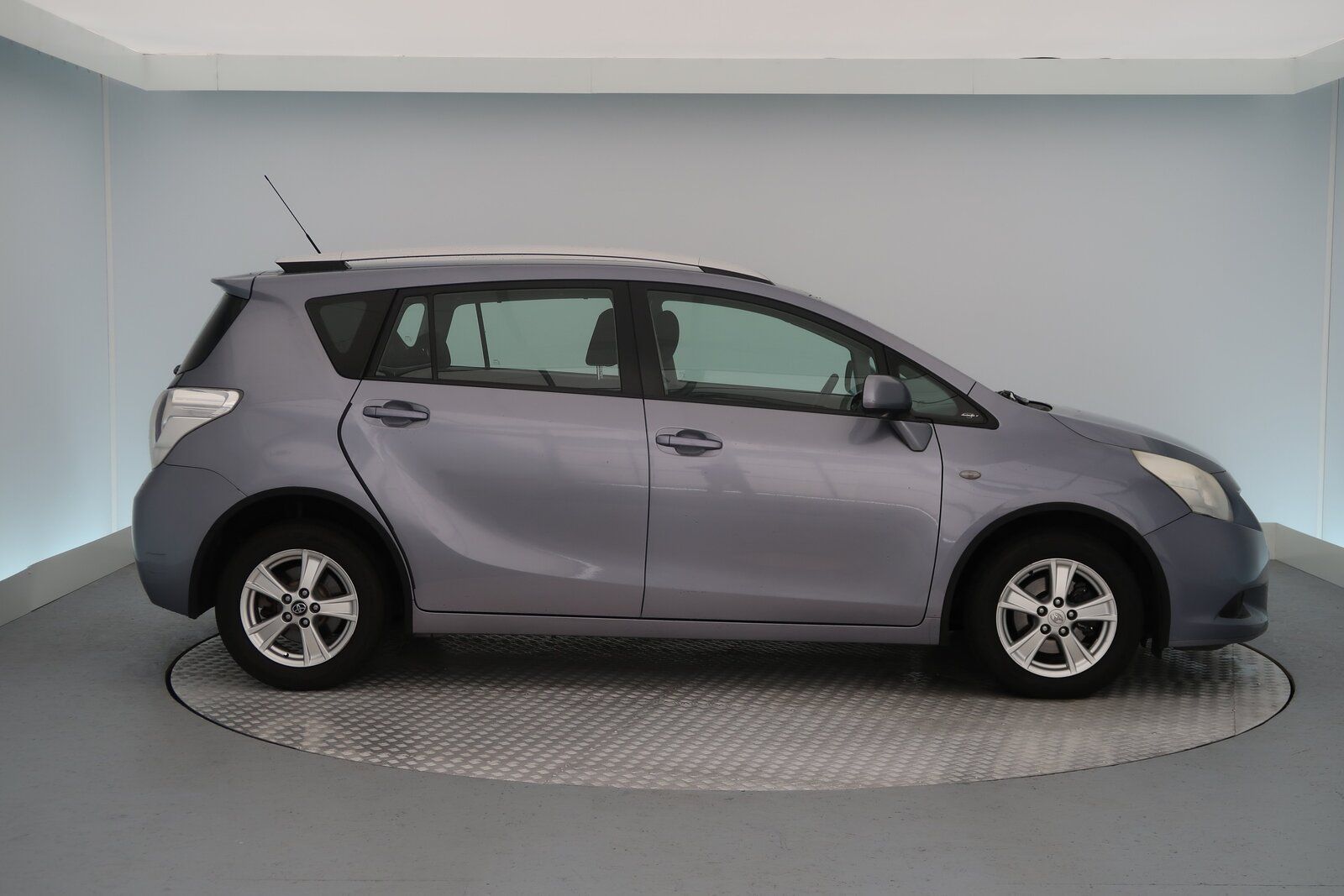 Toyota Verso, 2.0 D-4D, Automatická klima - fotka 6