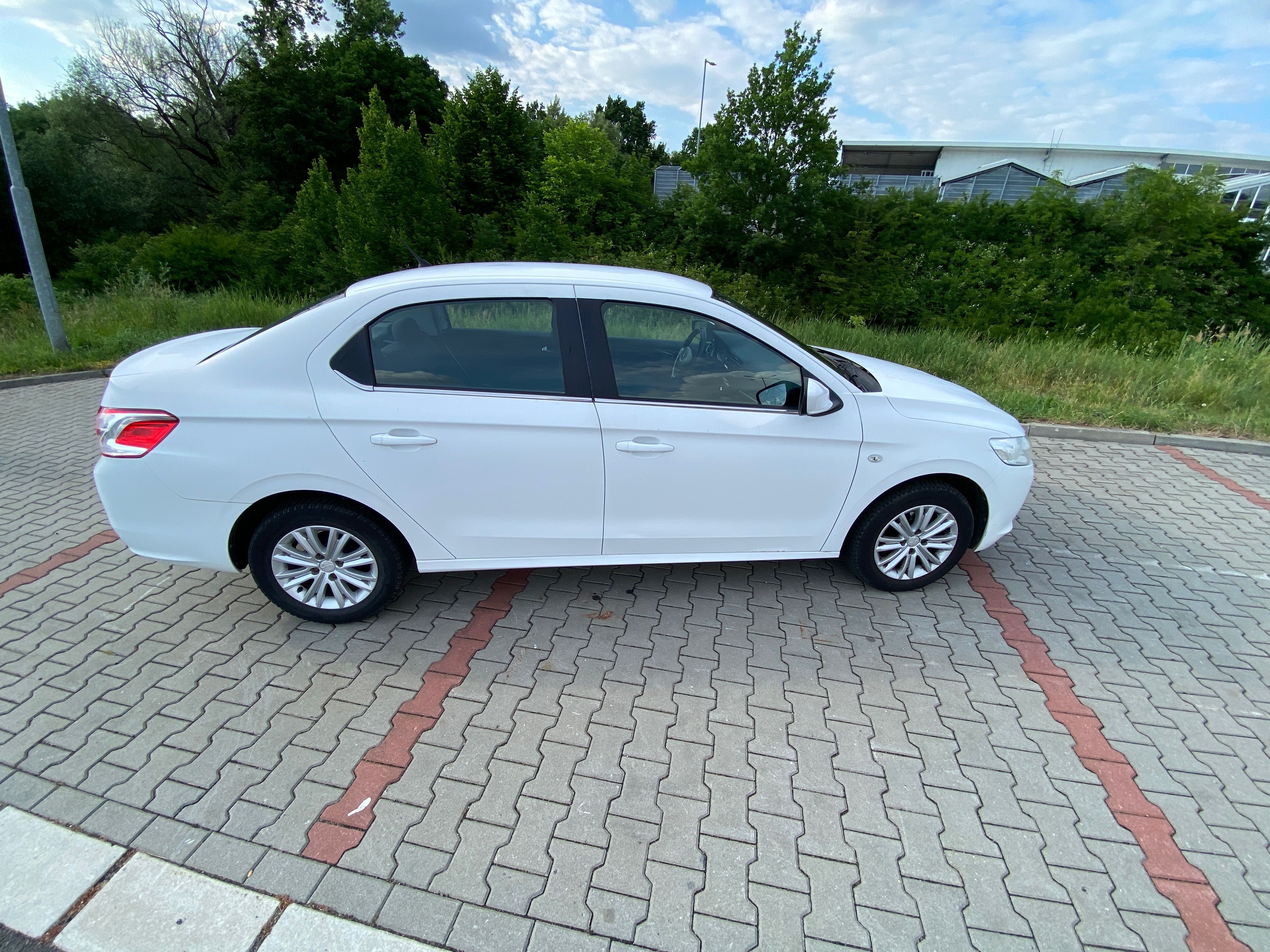 Peugeot 301, Peugeot 1.2 VTi (2013) 53 kw - fotka 2