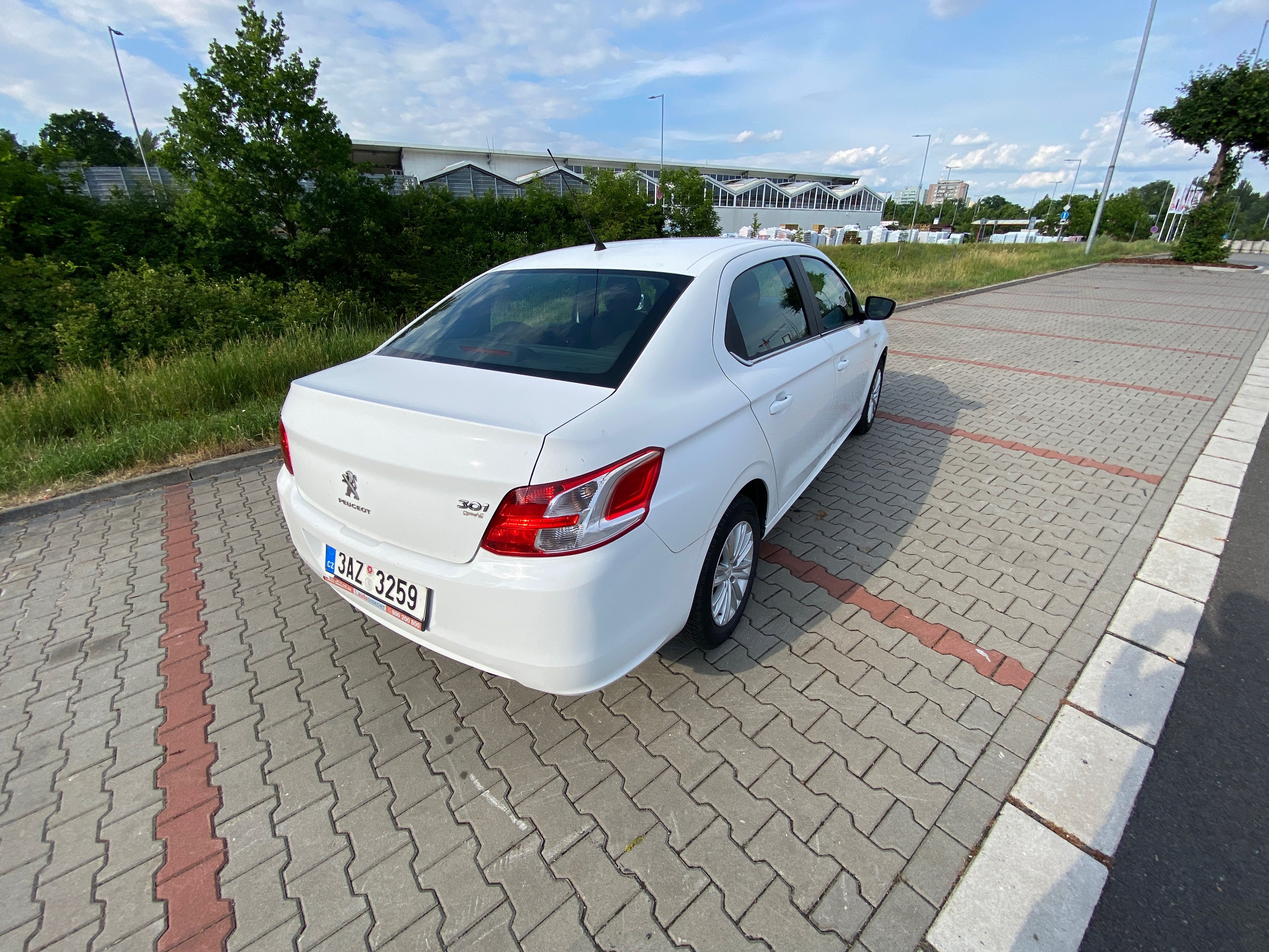 Peugeot 301, Peugeot 1.2 VTi (2013) 53 kw - fotka 3