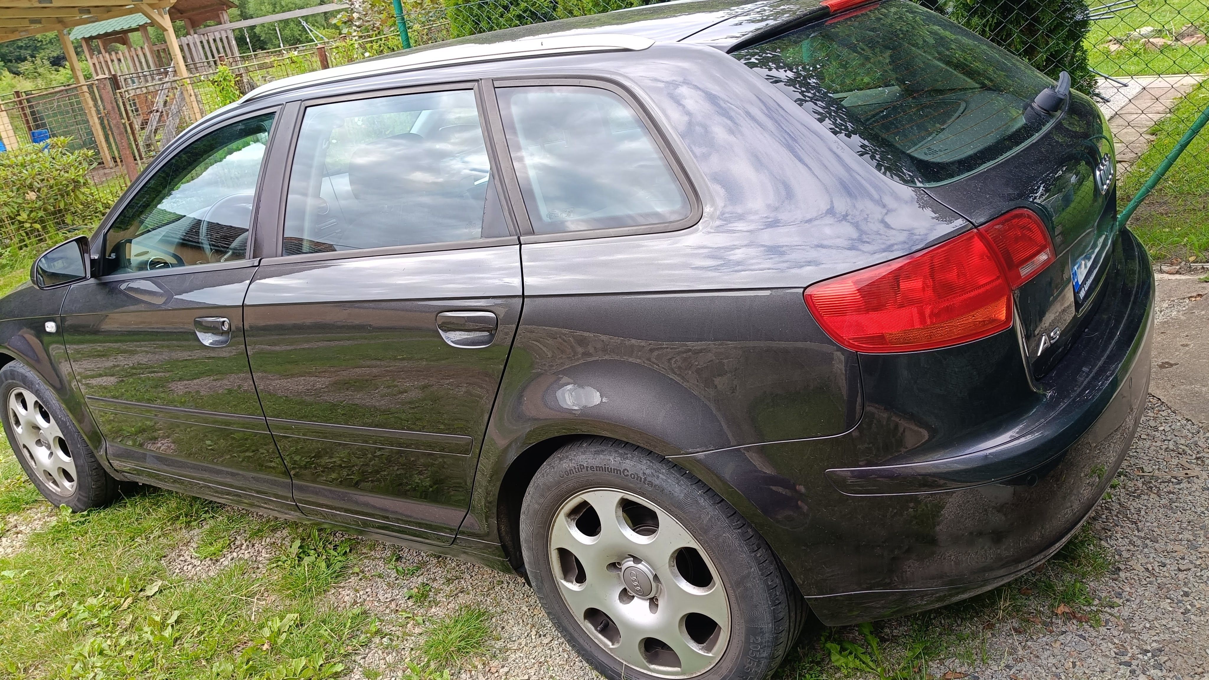 Audi A3, 2.0 FSI Sportback - fotka 2