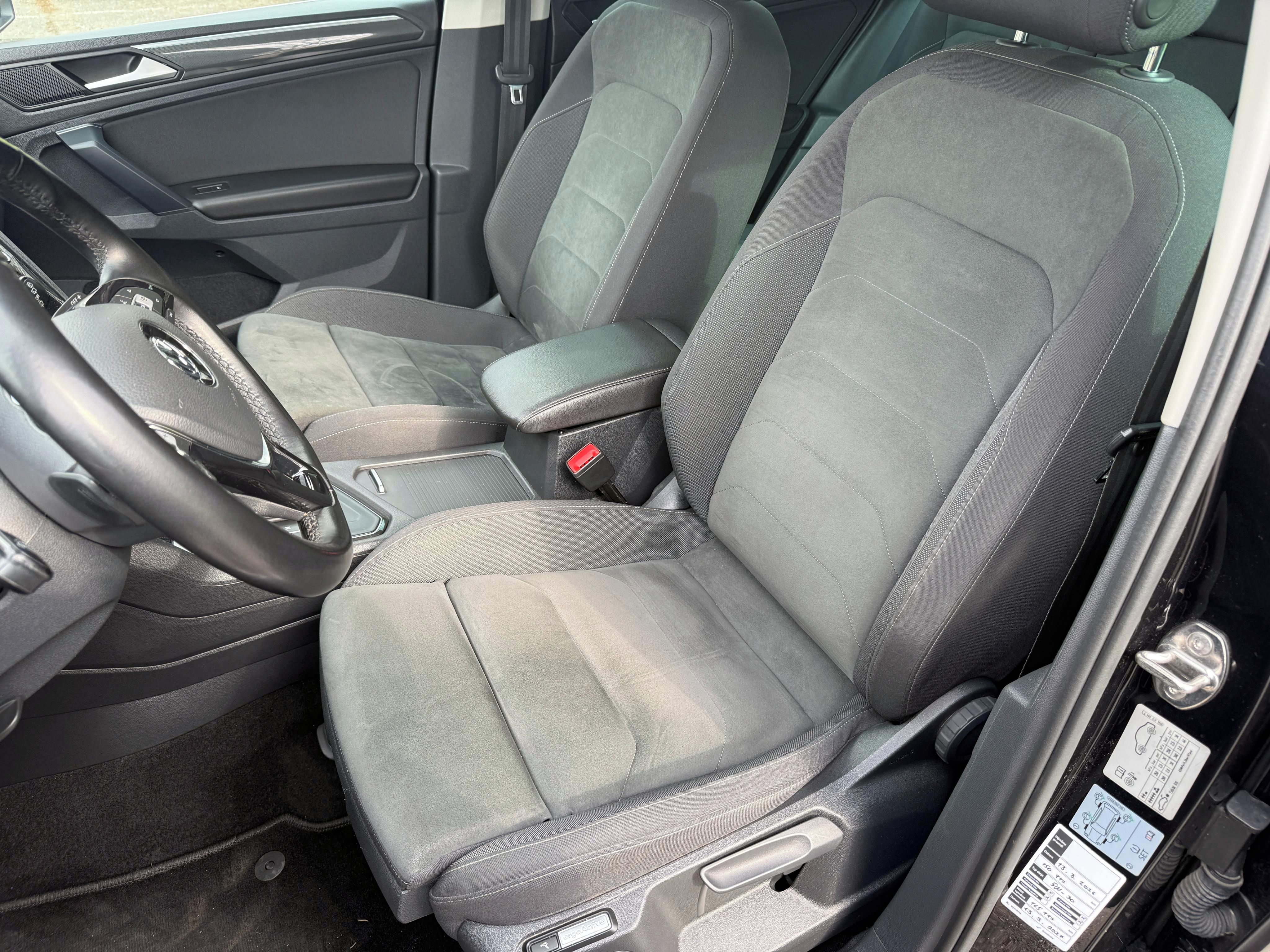 Volkswagen Tiguan, 2.0 TDI DSG Highline Servis - fotka 5