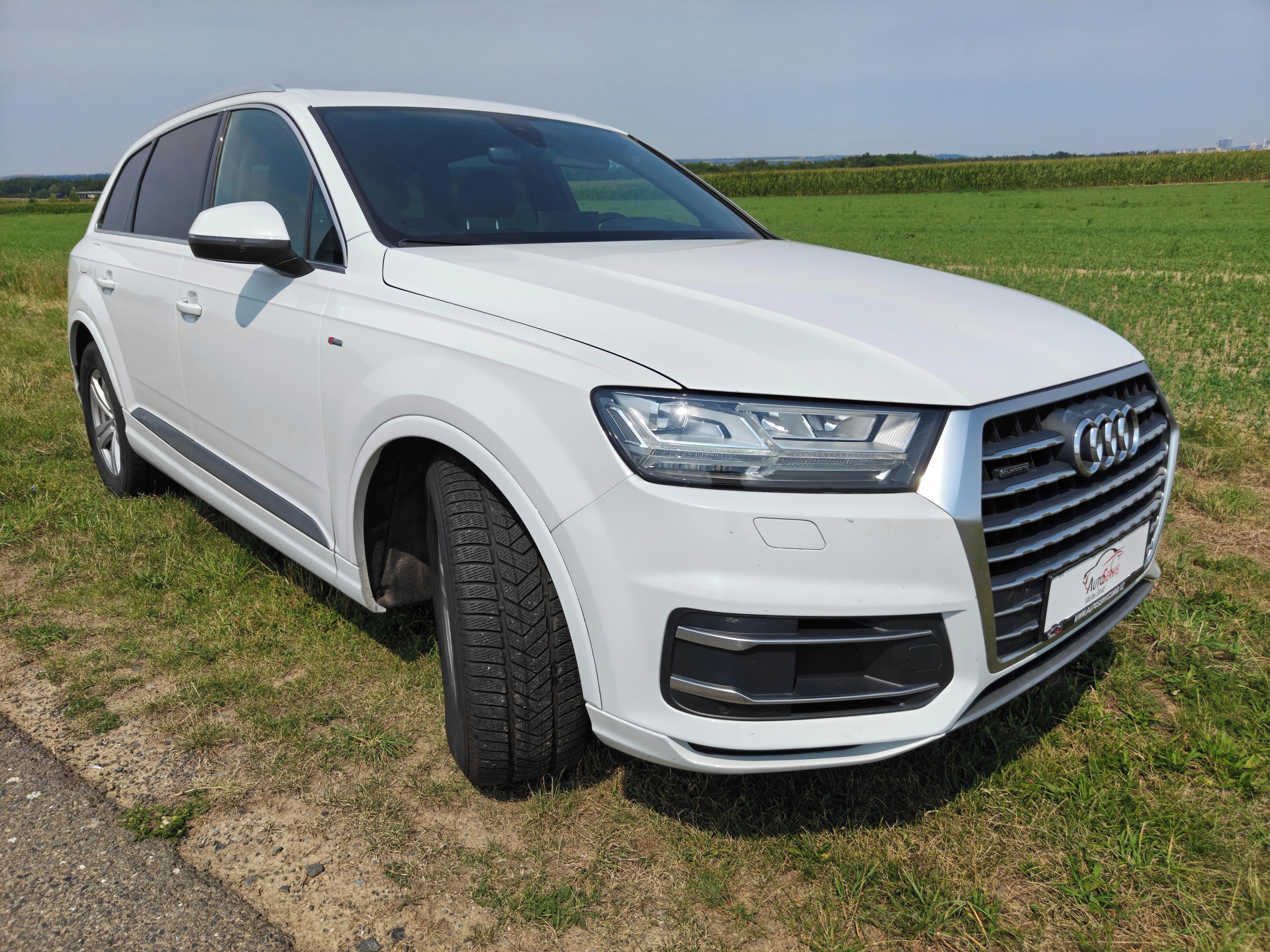 Audi Q7, Audi Q7 S-Line quattro, 7 míst - fotka 2