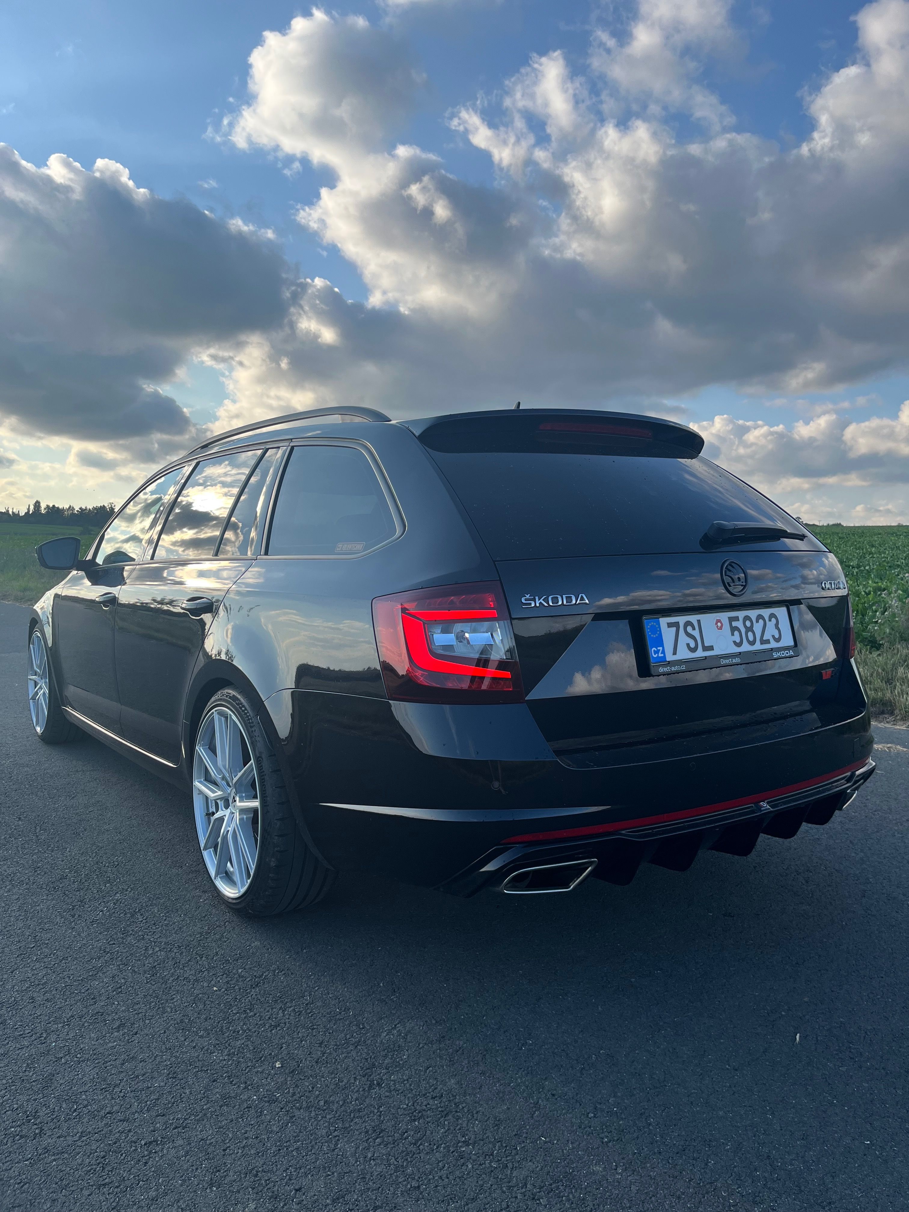 Škoda Octavia, III Rs, 2.0 TSI, Tažné - fotka 5