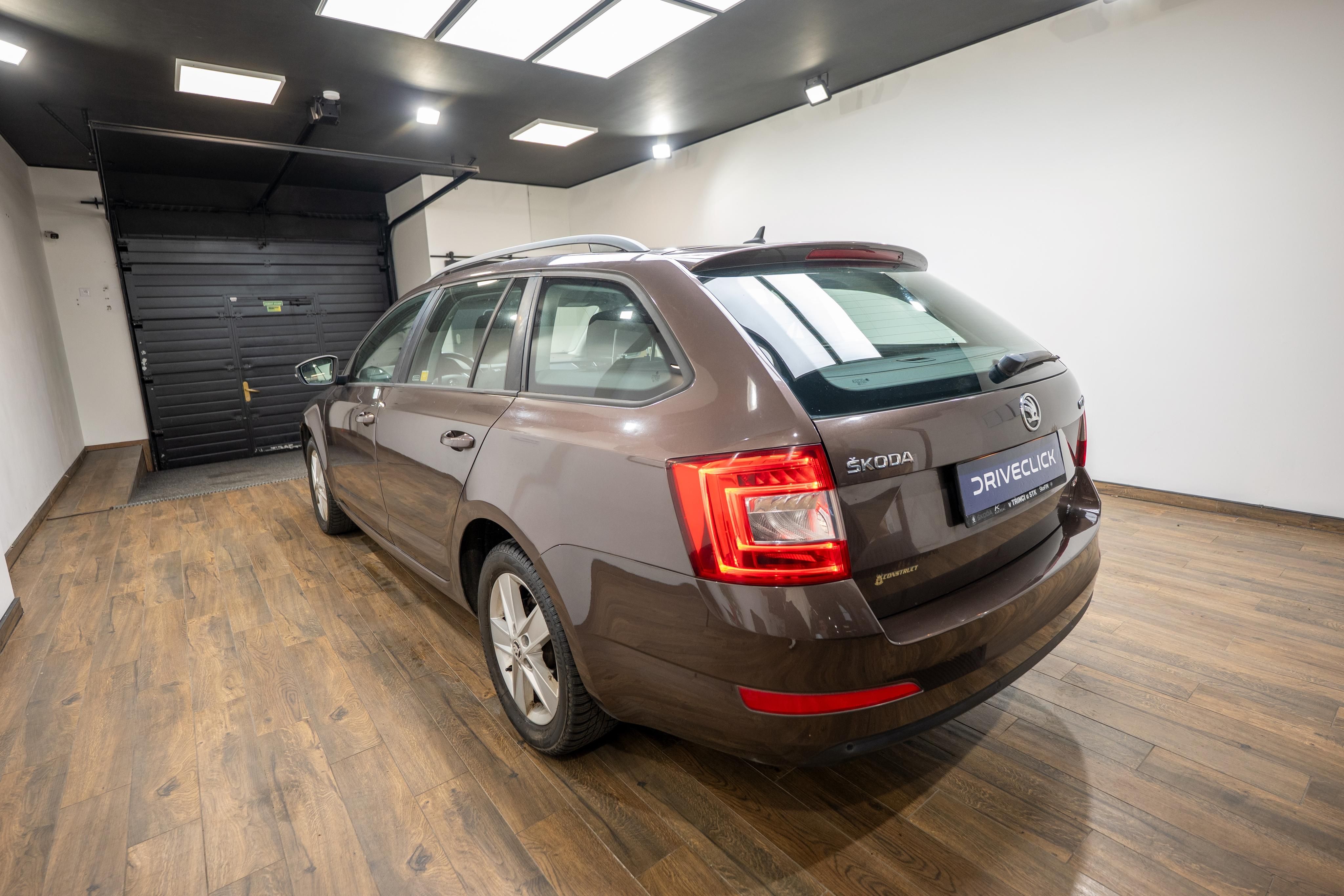 Škoda Octavia, 2.0 TDI 110 kW 4x4 - fotka 6
