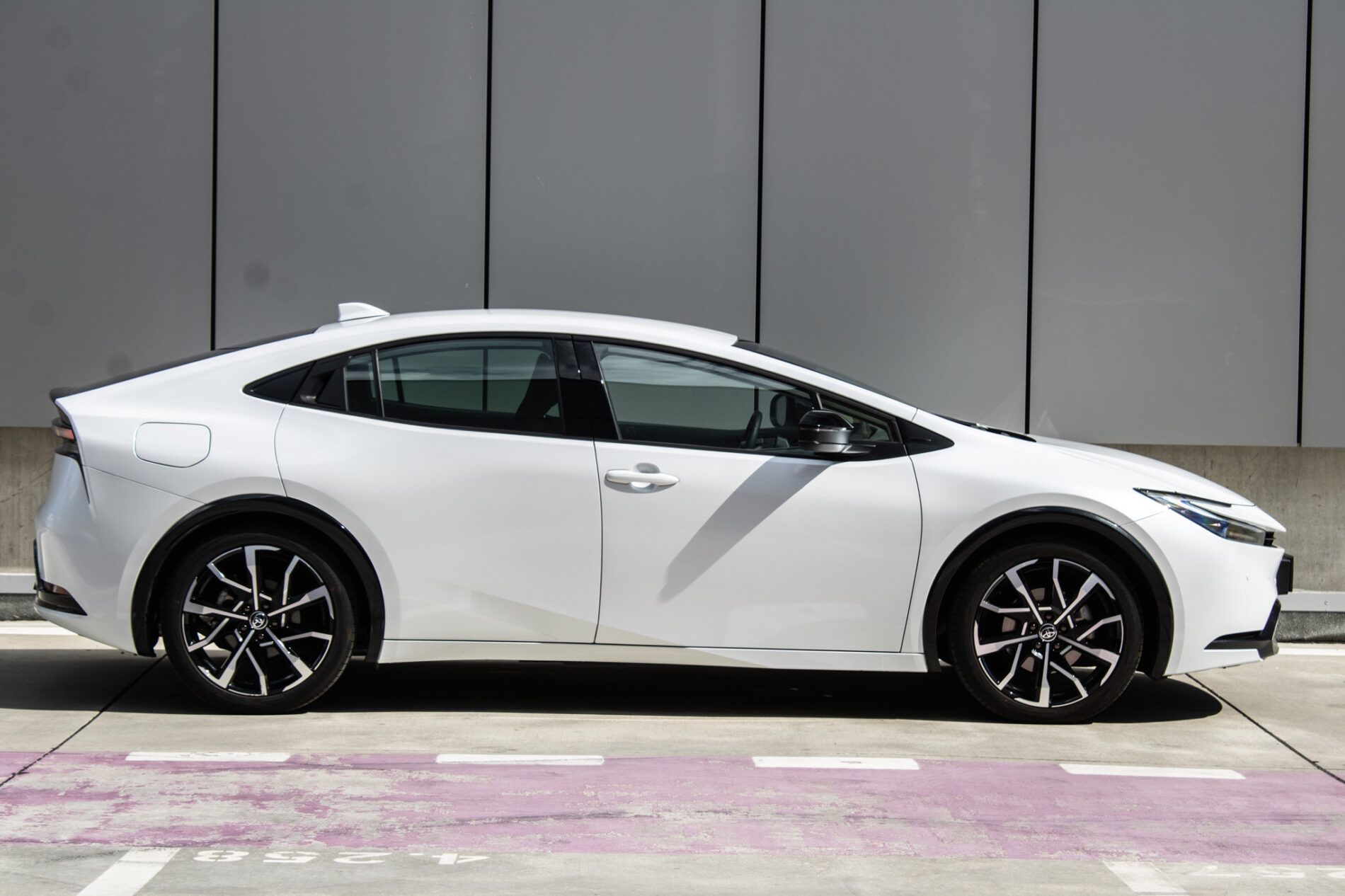 Toyota Prius - fotka 4