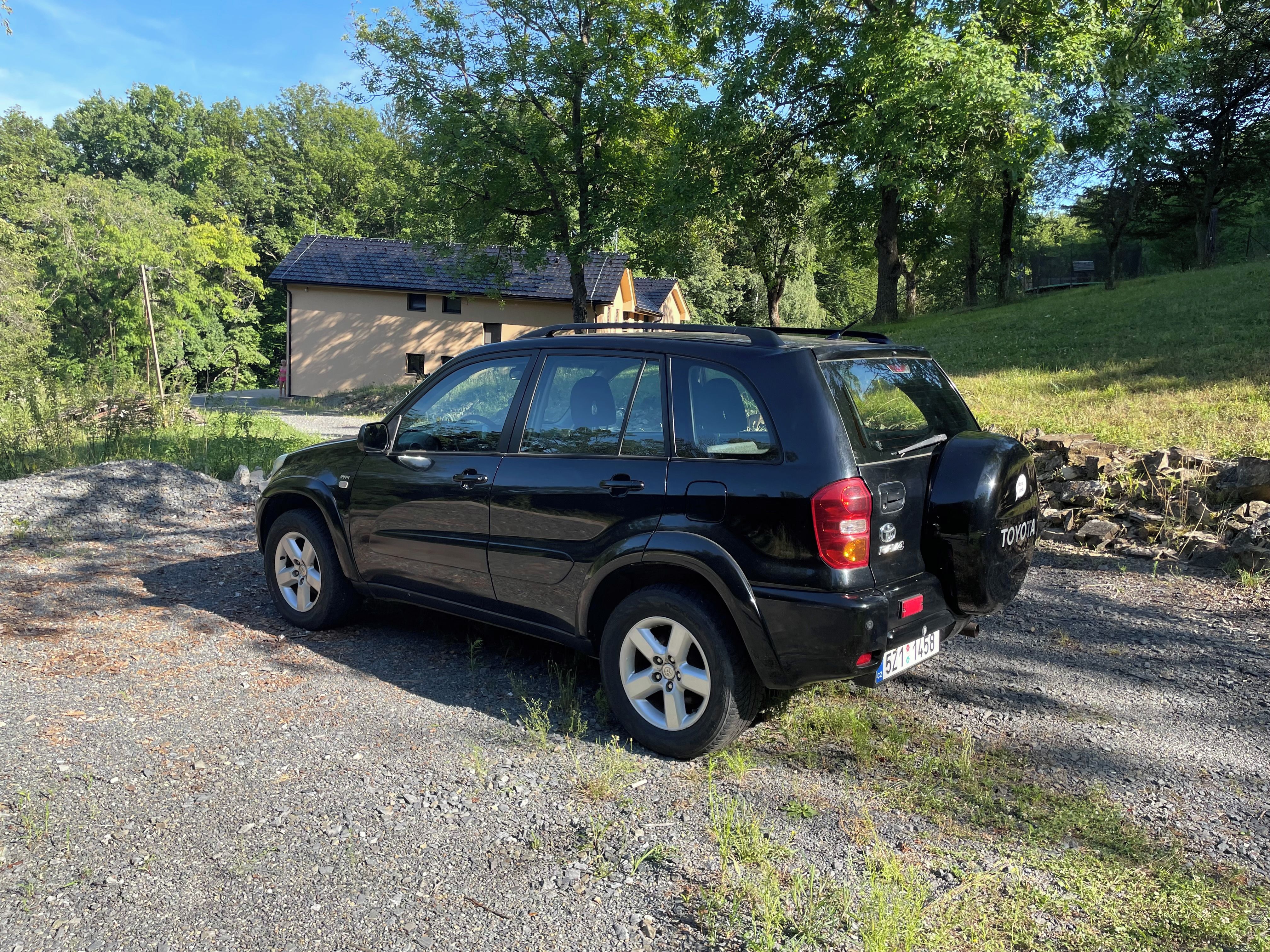 Toyota Rav4, TOYOTA Rav4 - fotka 5