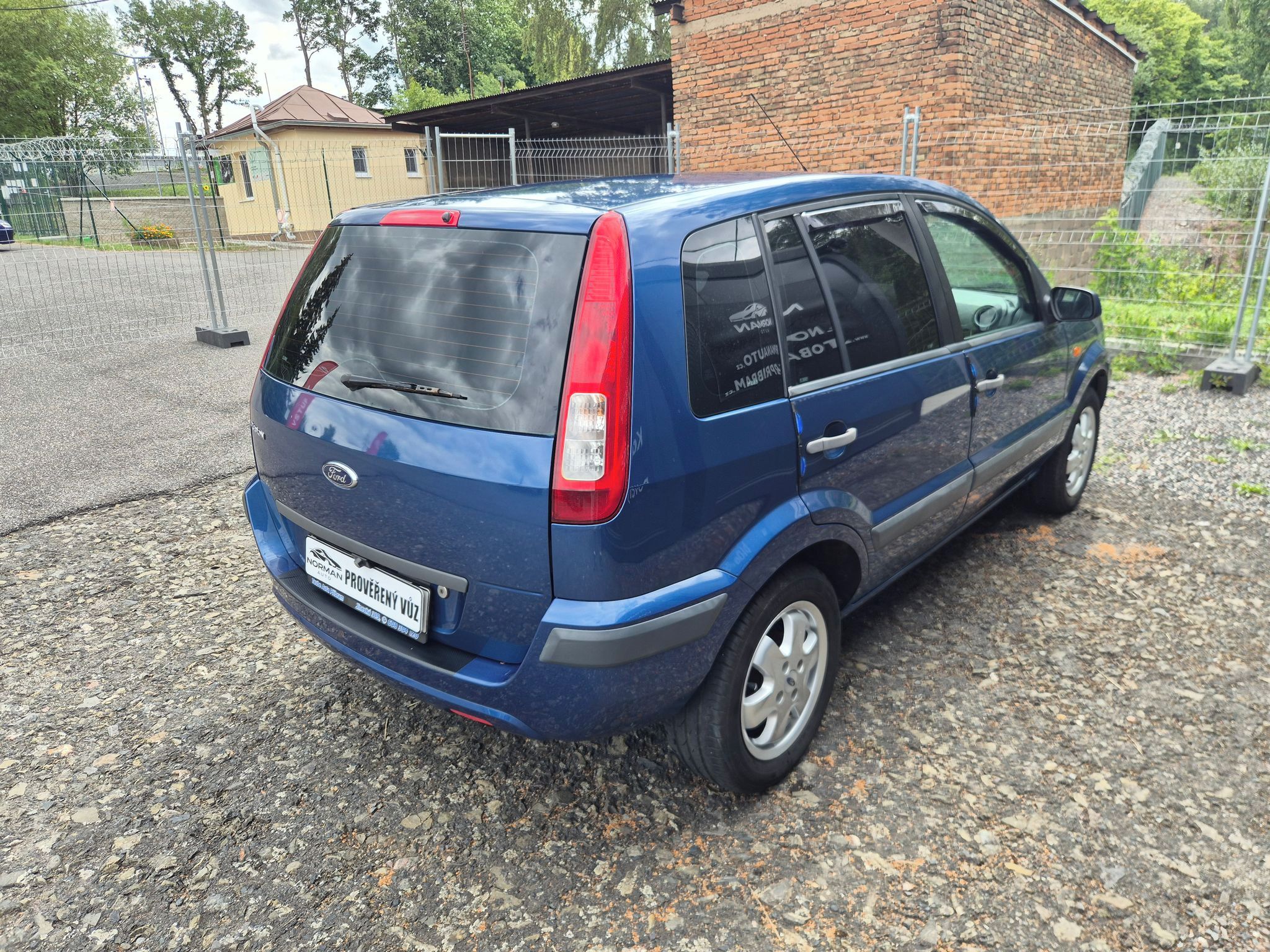 Ford Fusion, 1.4i 59kW, nová STK, pěkný - fotka 6