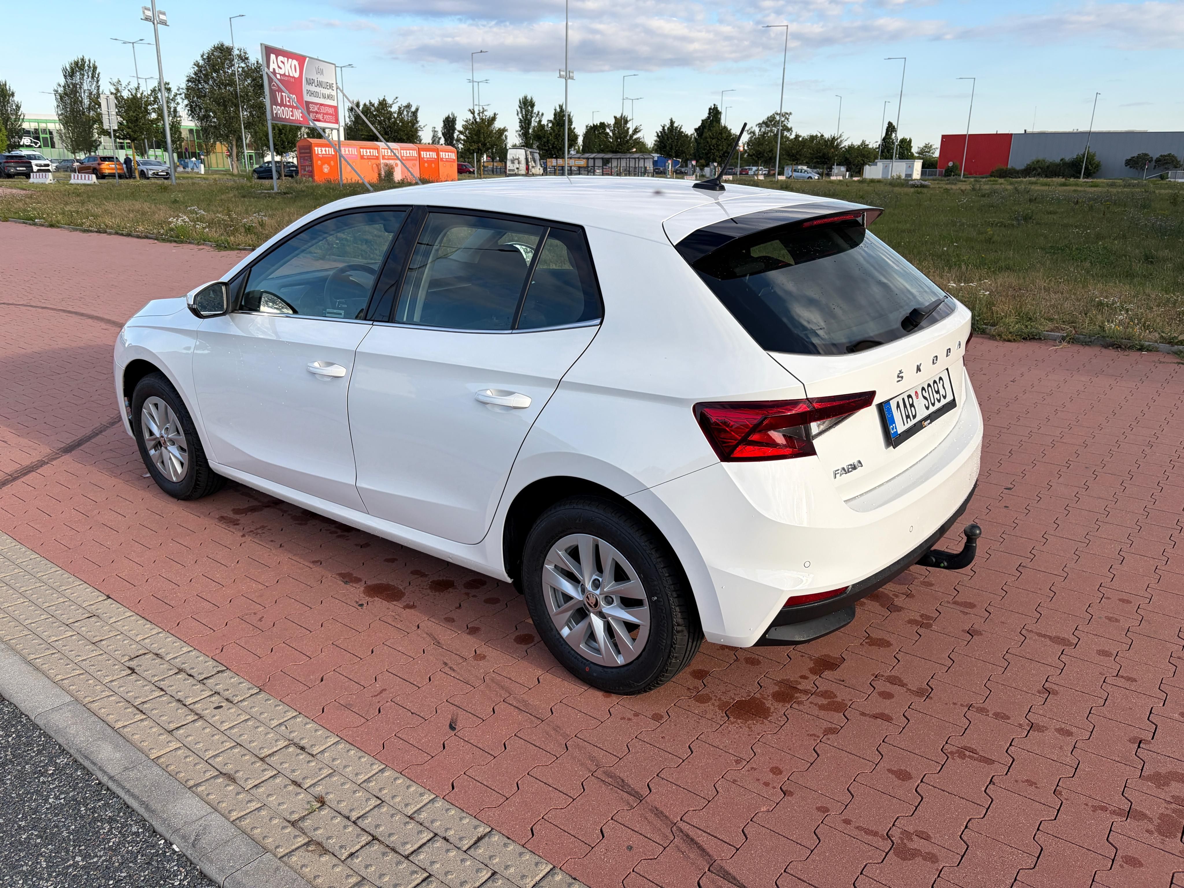 Škoda Fabia, 1.0 TSI - tažné zařízení - fotka 2