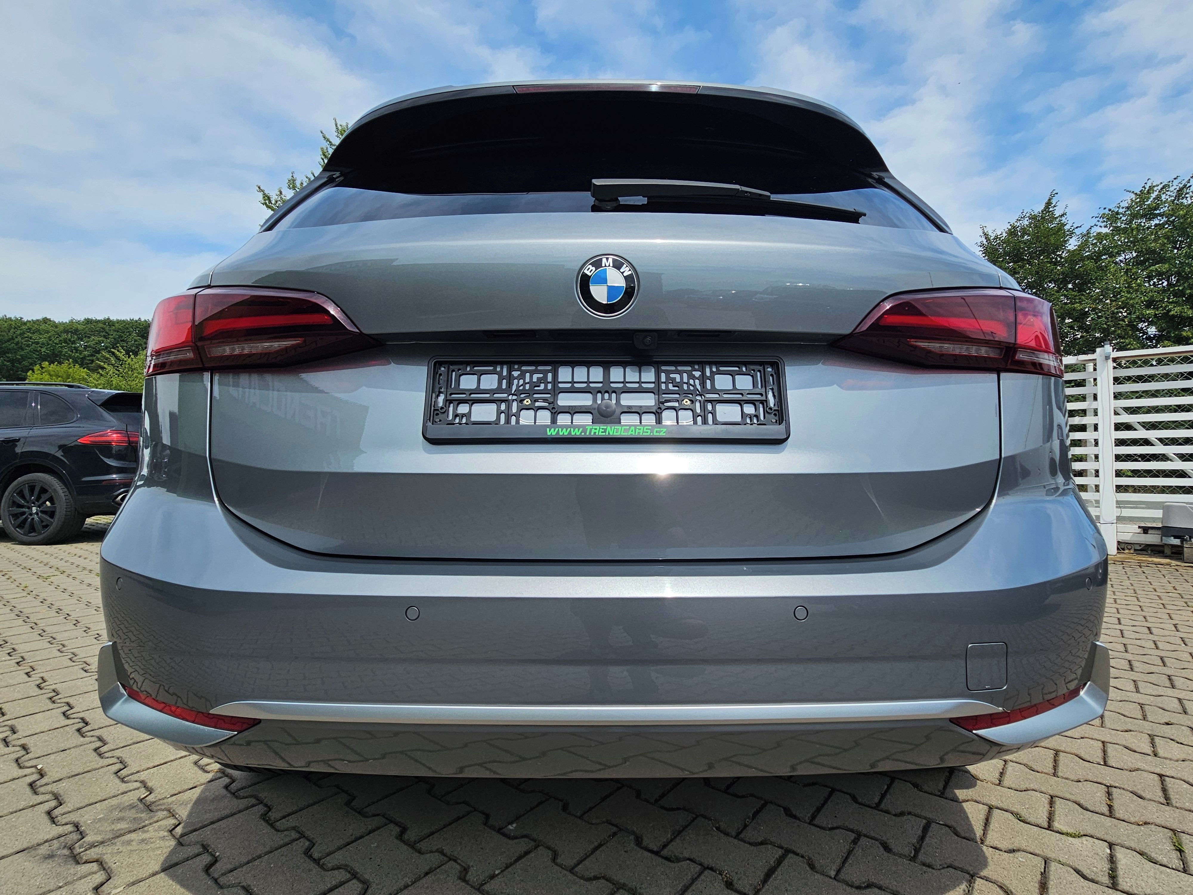BMW Řada 2, 218i Active Tourer Luxury Line - fotka 4